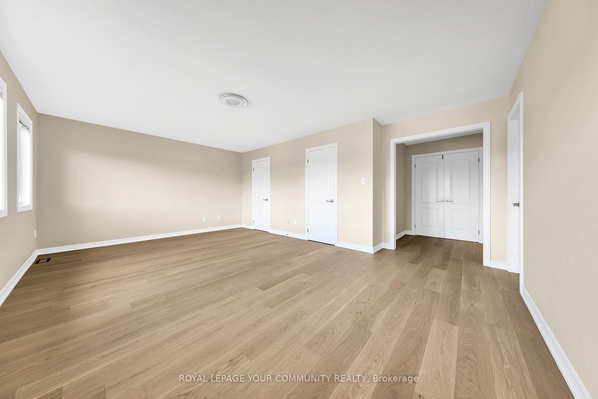 Photo 18 of 112 Allison Ann Way, Vaughan, Patterson — HOMEH