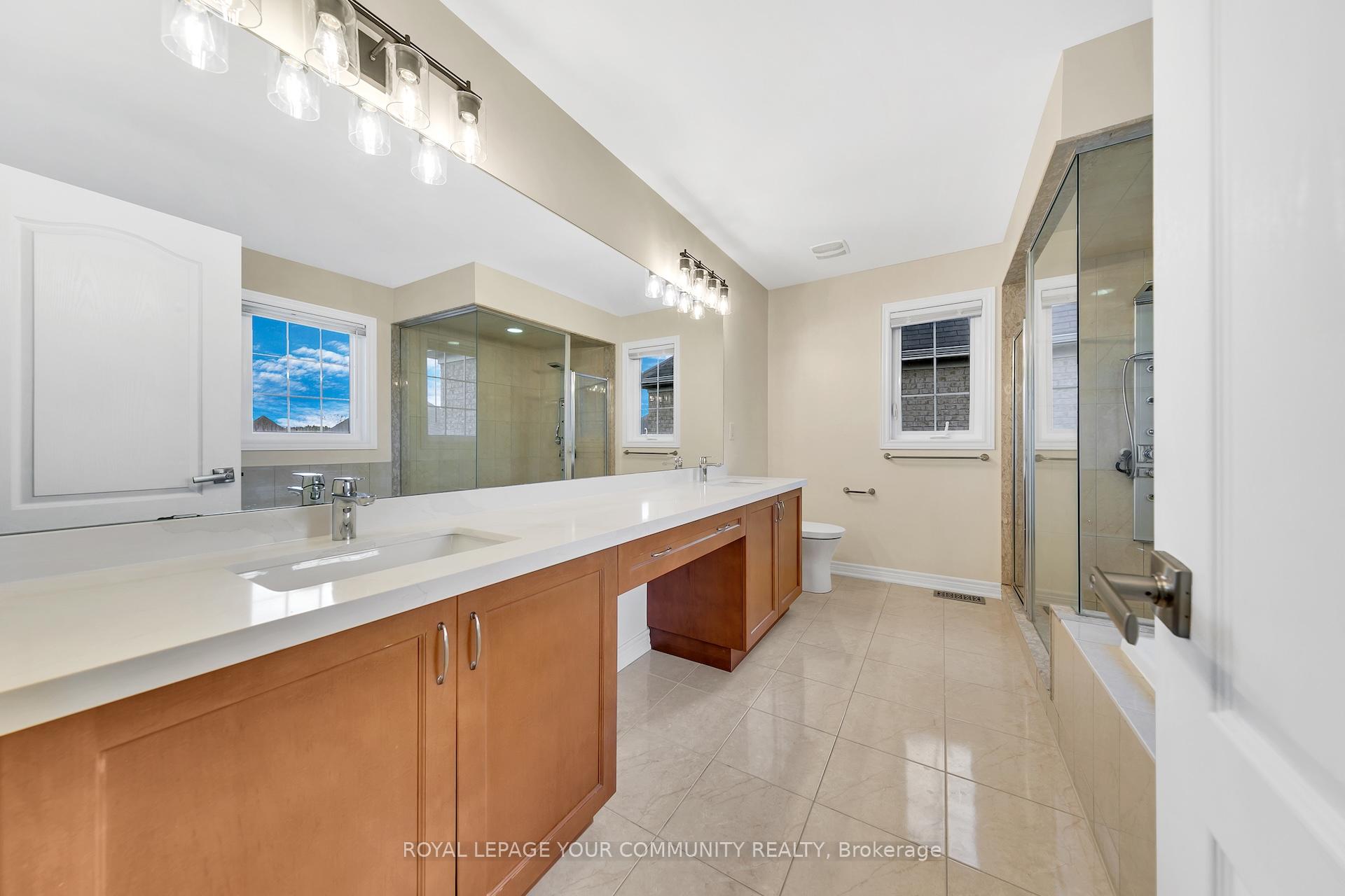 Photo 22 of 112 Allison Ann Way, Vaughan, Patterson — HOMEH