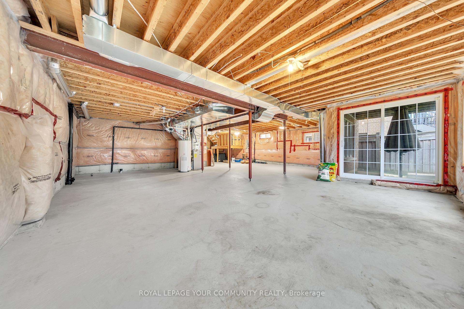 Photo 36 of 112 Allison Ann Way, Vaughan, Patterson — HOMEH