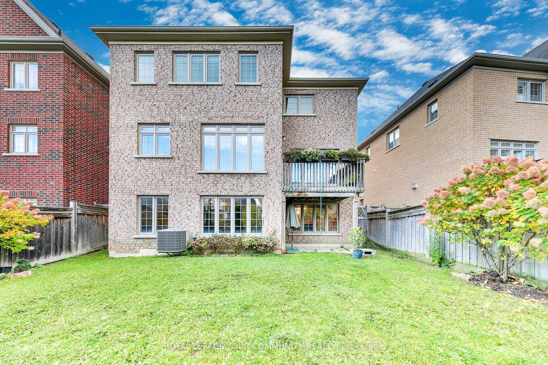 Photo 38 of 112 Allison Ann Way, Vaughan, Patterson — HOMEH