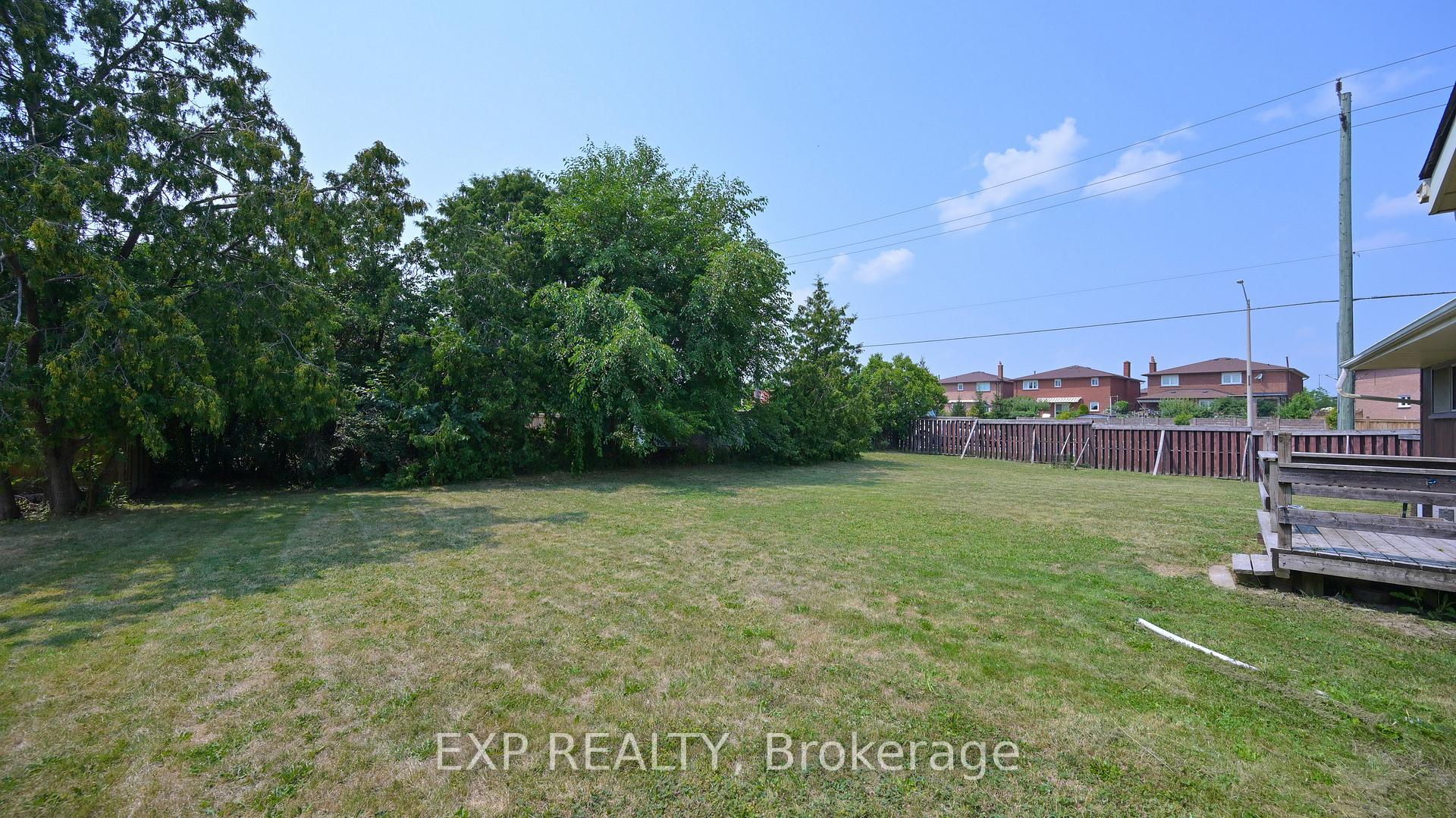 Photo 27 of 2 Gram Street, Vaughan, Maple — HOMEH