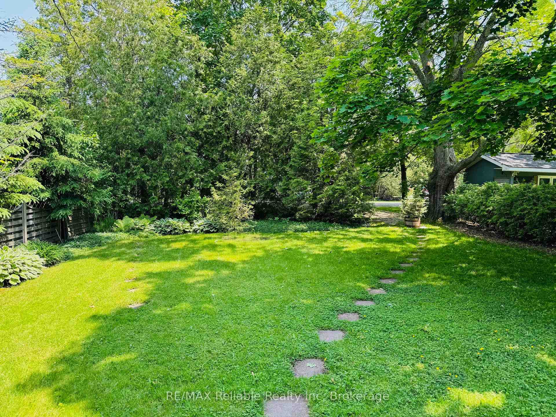 Photo 6 of 75547 Elliot Street, Bluewater, Bayfield — HOMEH