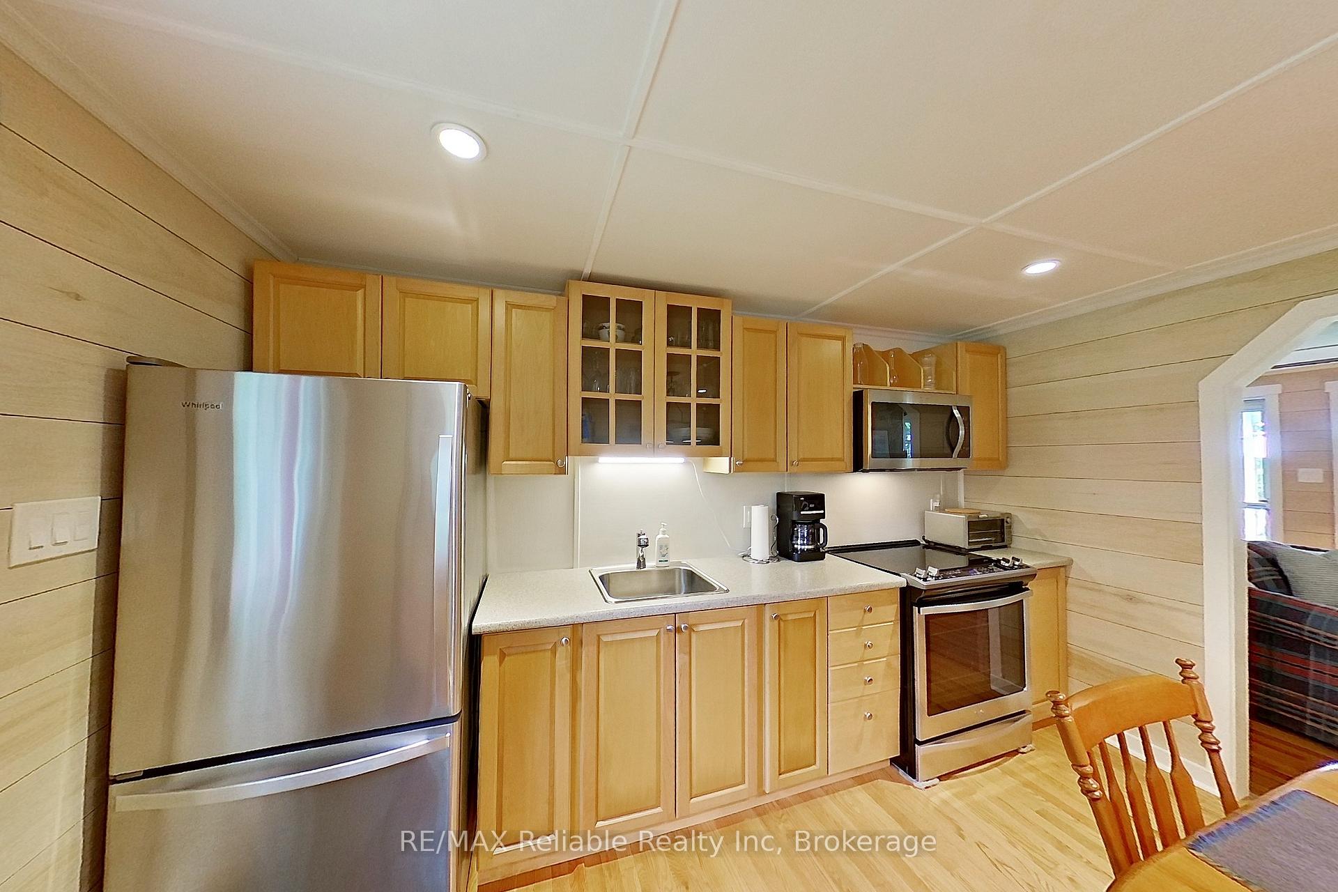 Photo 12 of 75547 Elliot Street, Bluewater, Bayfield — HOMEH