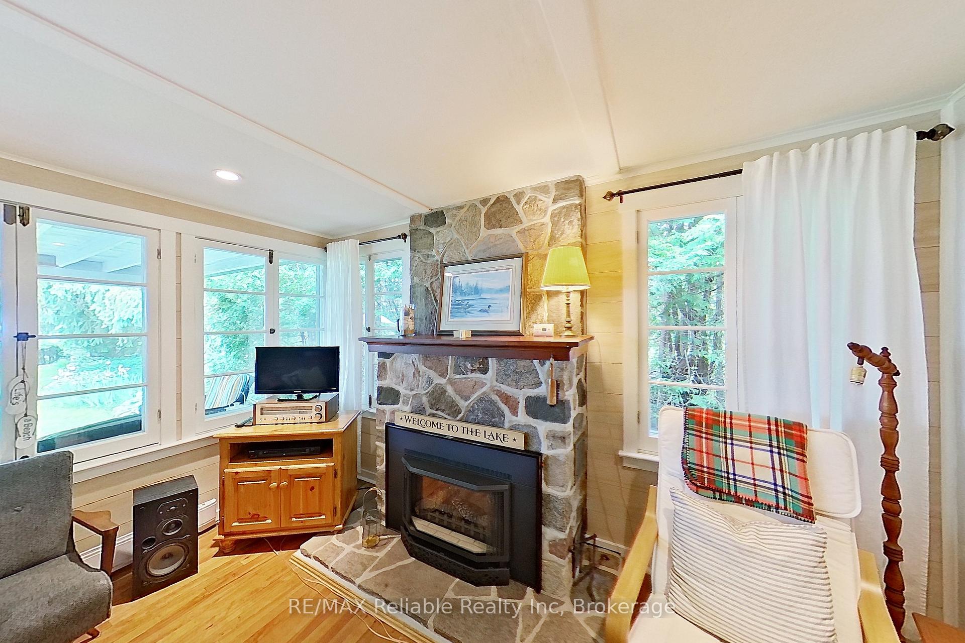 Photo 17 of 75547 Elliot Street, Bluewater, Bayfield — HOMEH