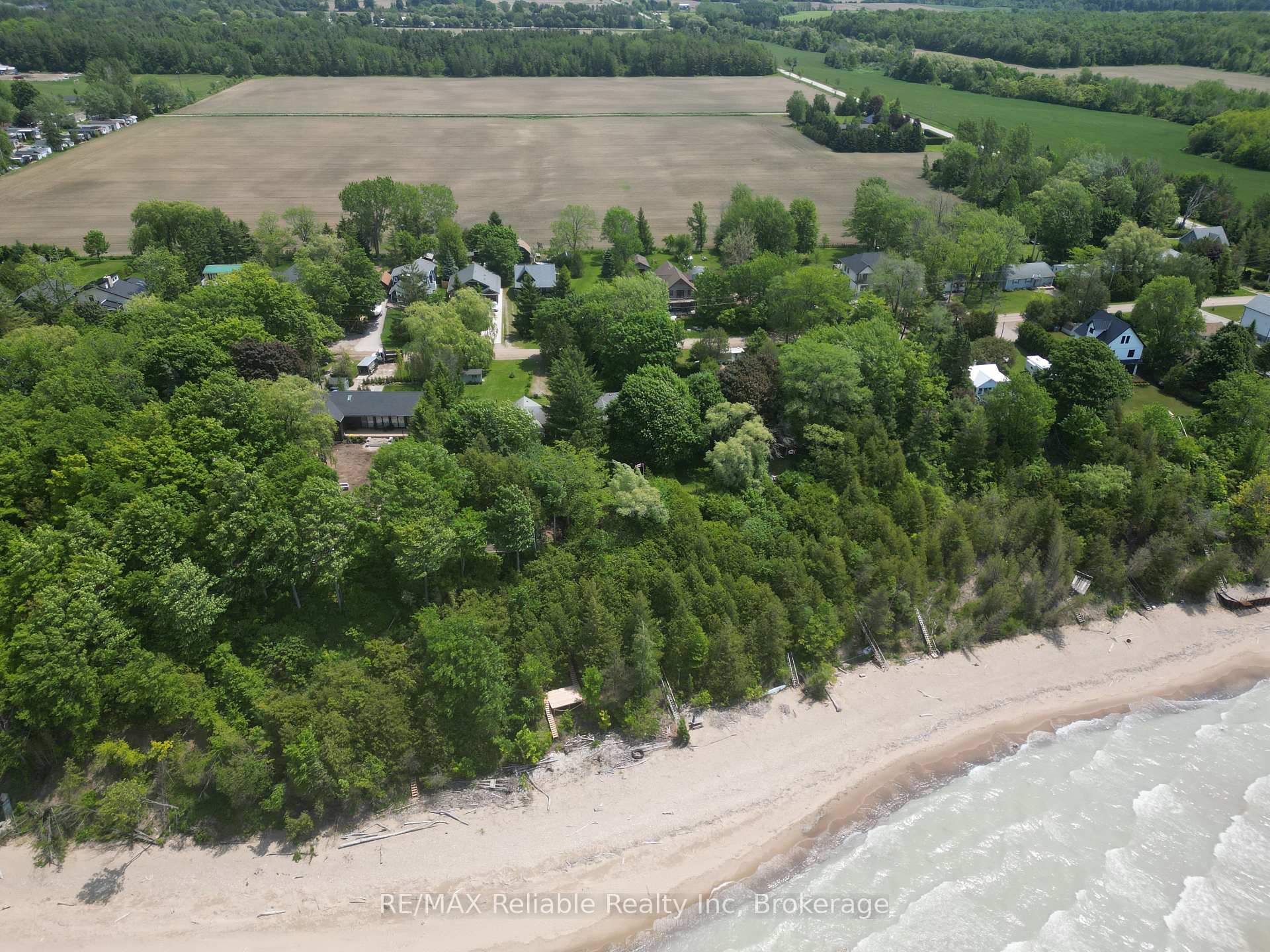 Photo 45 of 75547 Elliot Street, Bluewater, Bayfield — HOMEH