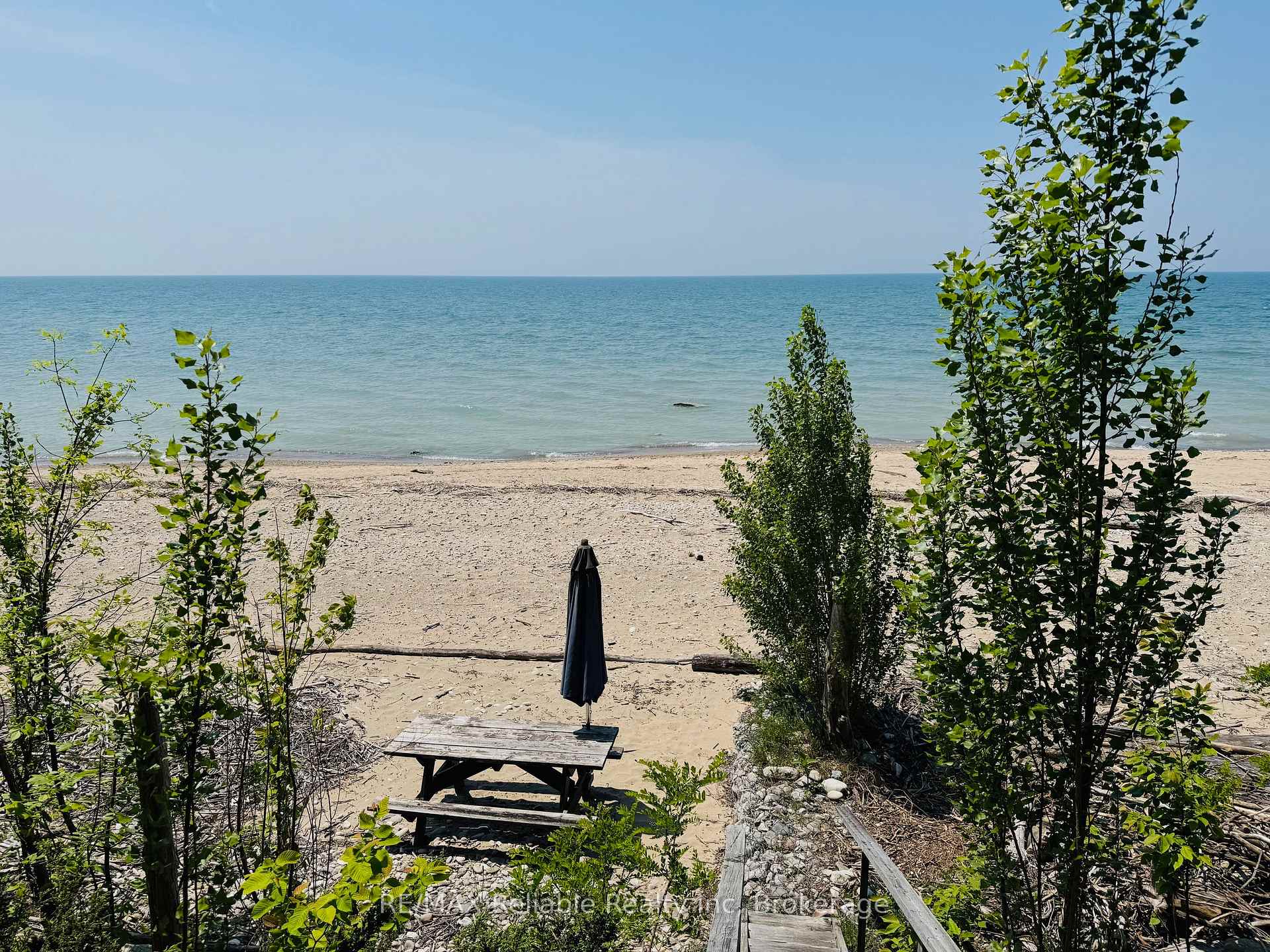 Photo 46 of 75547 Elliot Street, Bluewater, Bayfield — HOMEH