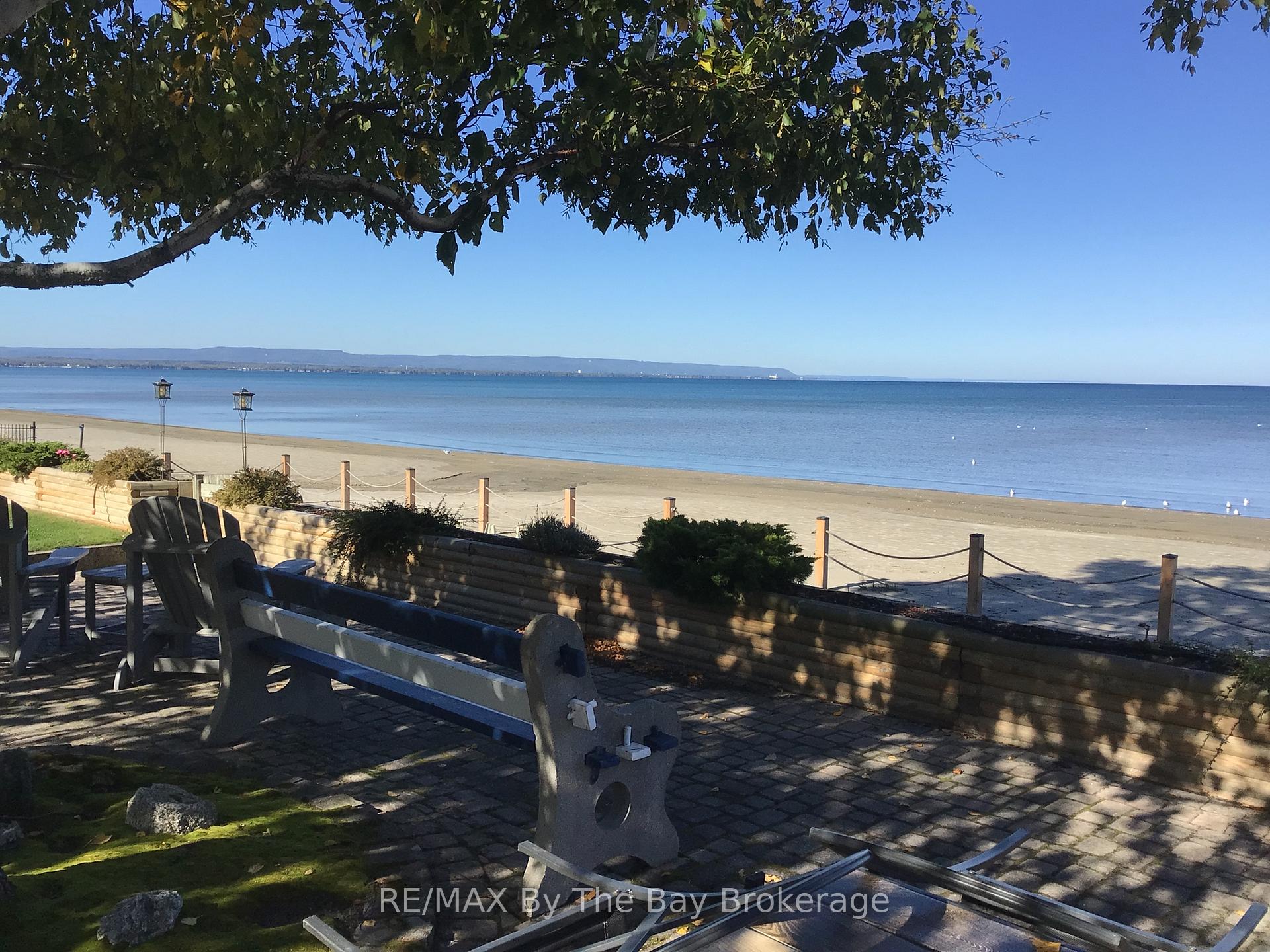 Photo 3 of Unit 3, 5 29th Street N, Wasaga Beach — HOMEH