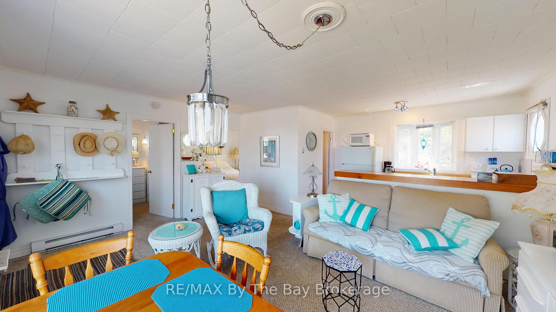 Photo 13 of Unit 3, 5 29th Street N, Wasaga Beach — HOMEH