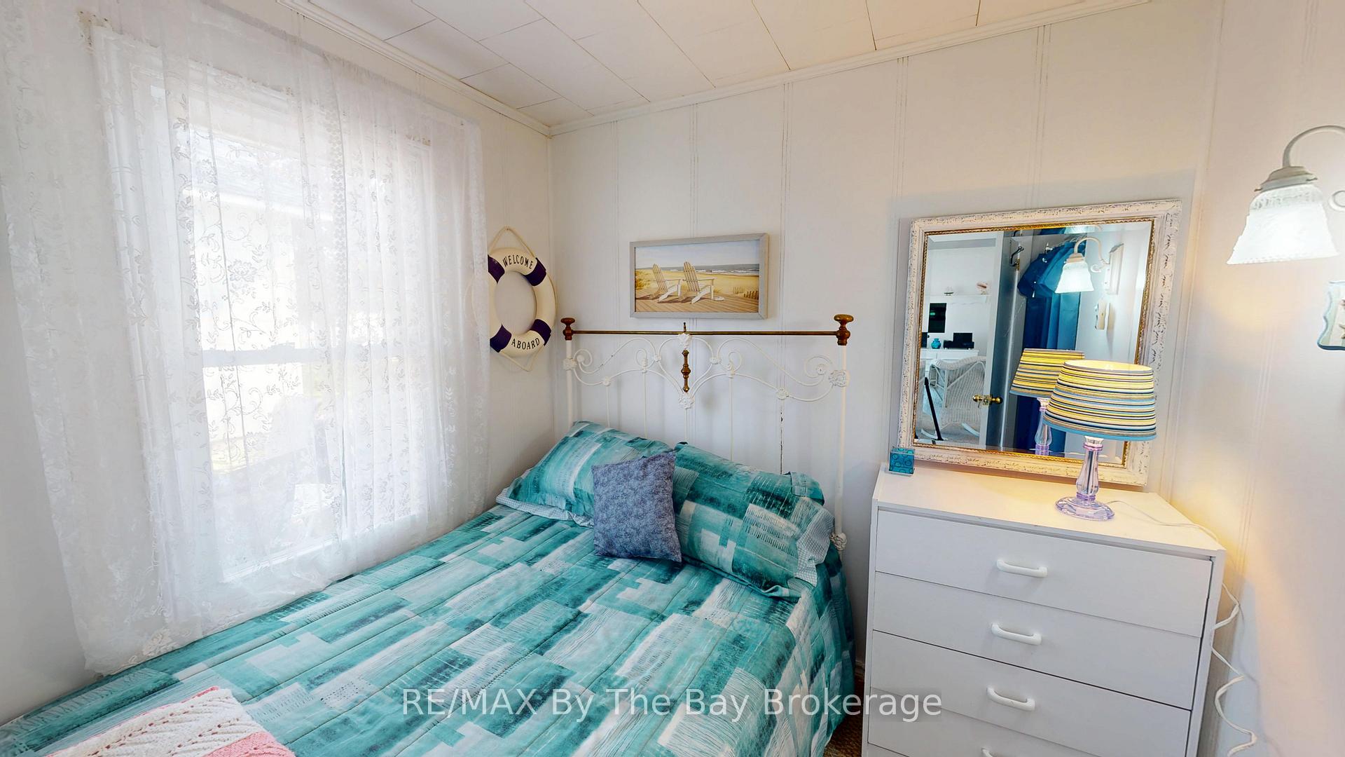Photo 17 of Unit 3, 5 29th Street N, Wasaga Beach — HOMEH