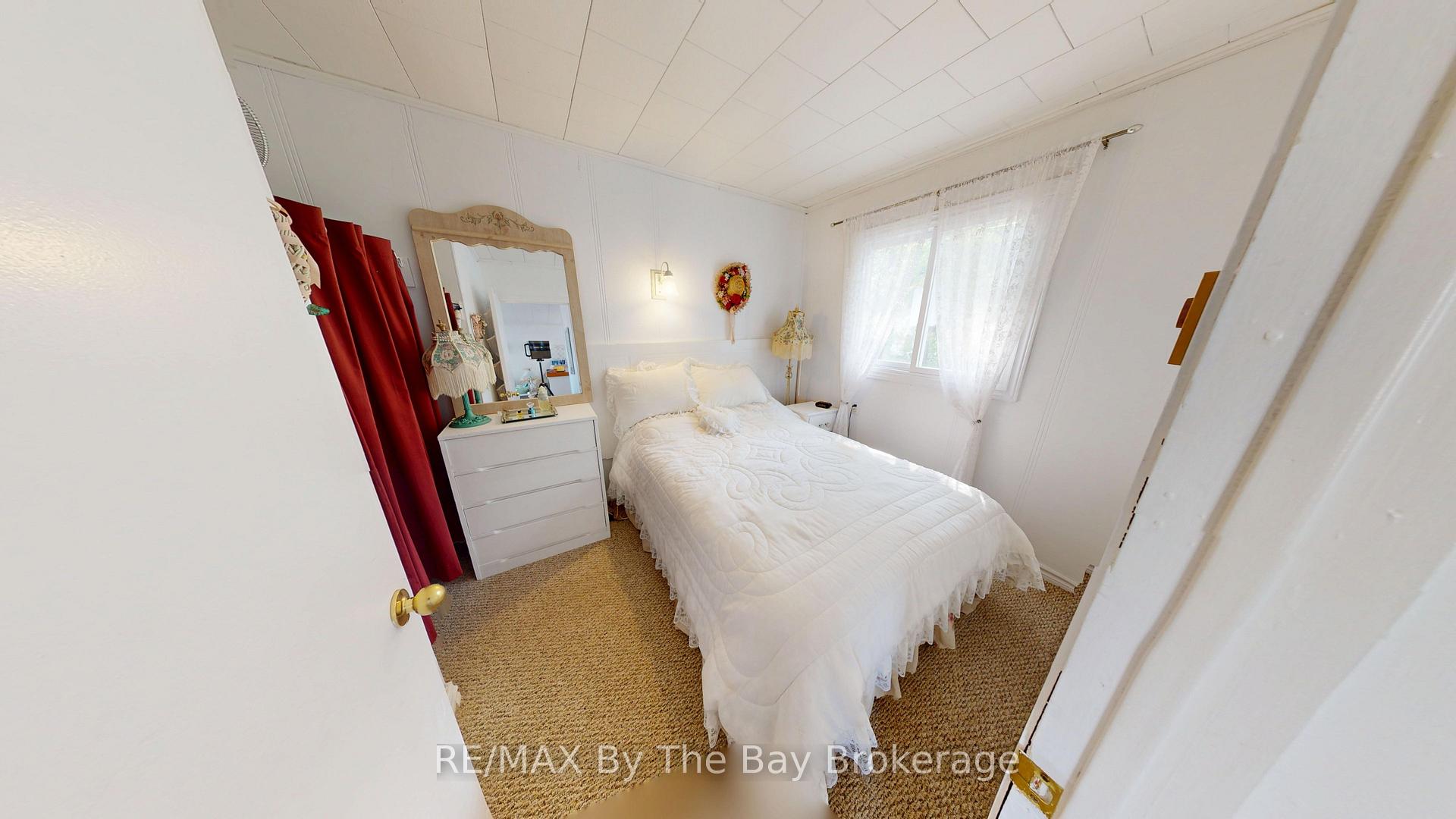 Photo 18 of Unit 3, 5 29th Street N, Wasaga Beach — HOMEH
