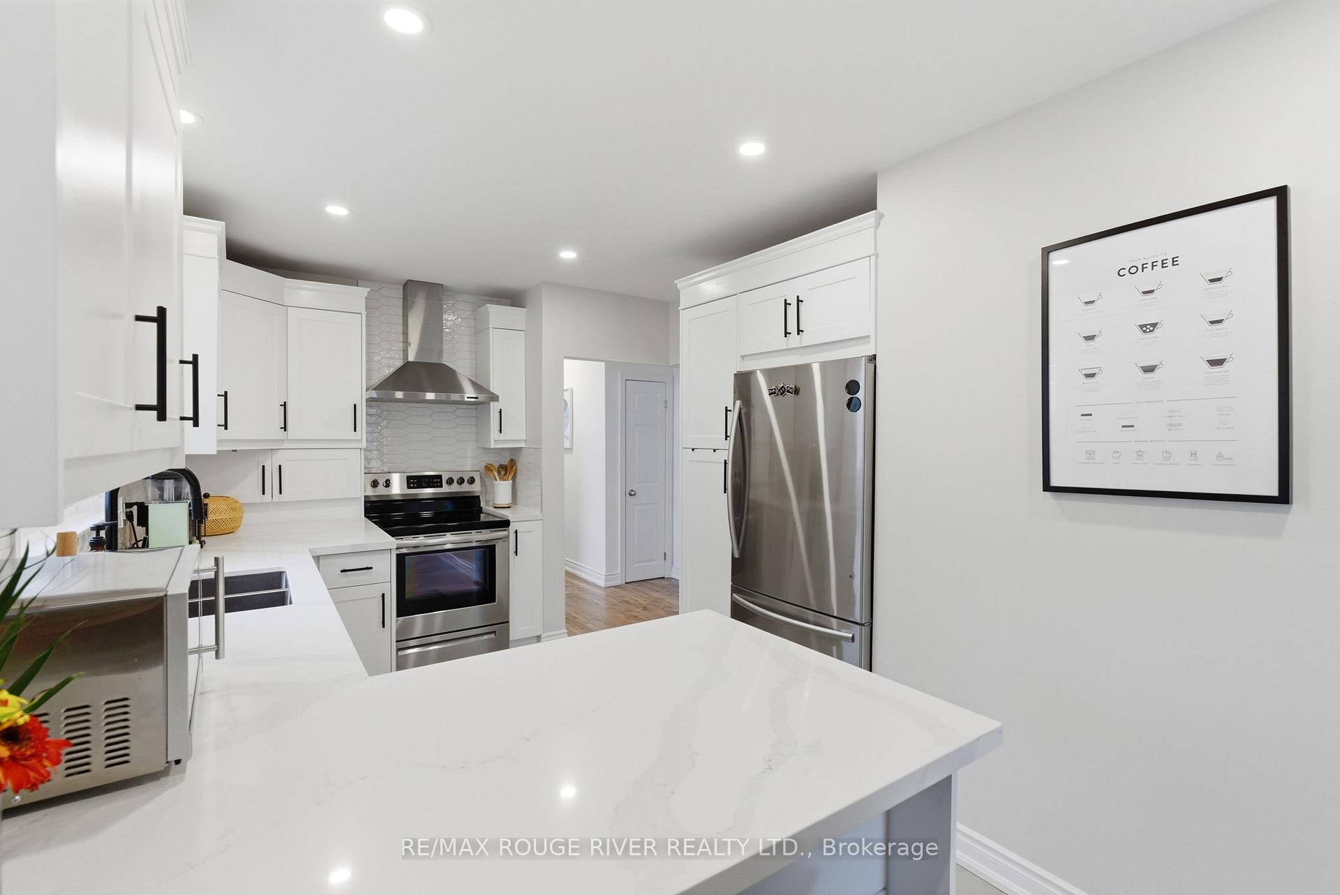 Photo 26 of 120 Bowman Avenue, Whitby, Blue Grass Meadows — HOMEH