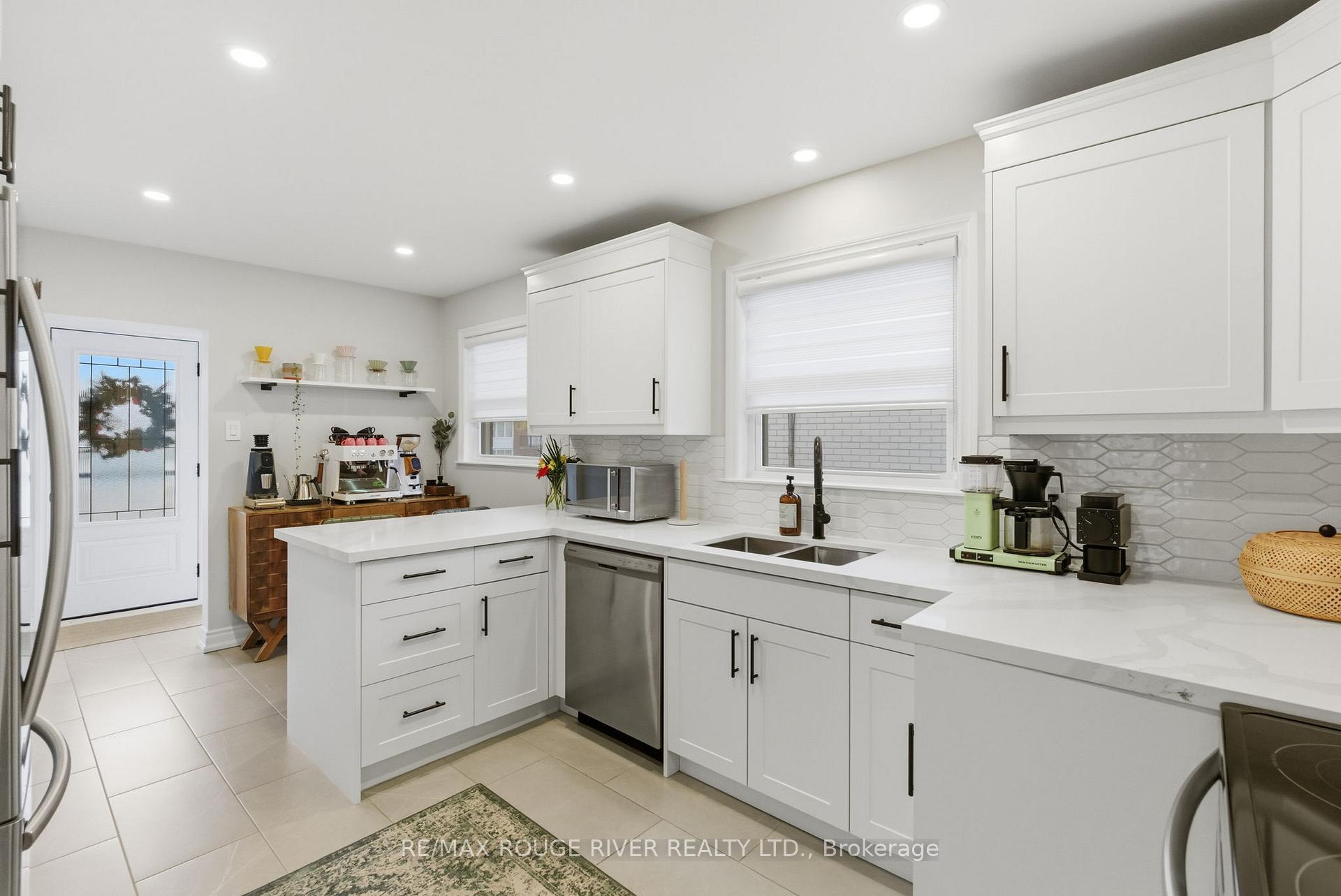 Photo 29 of 120 Bowman Avenue, Whitby, Blue Grass Meadows — HOMEH