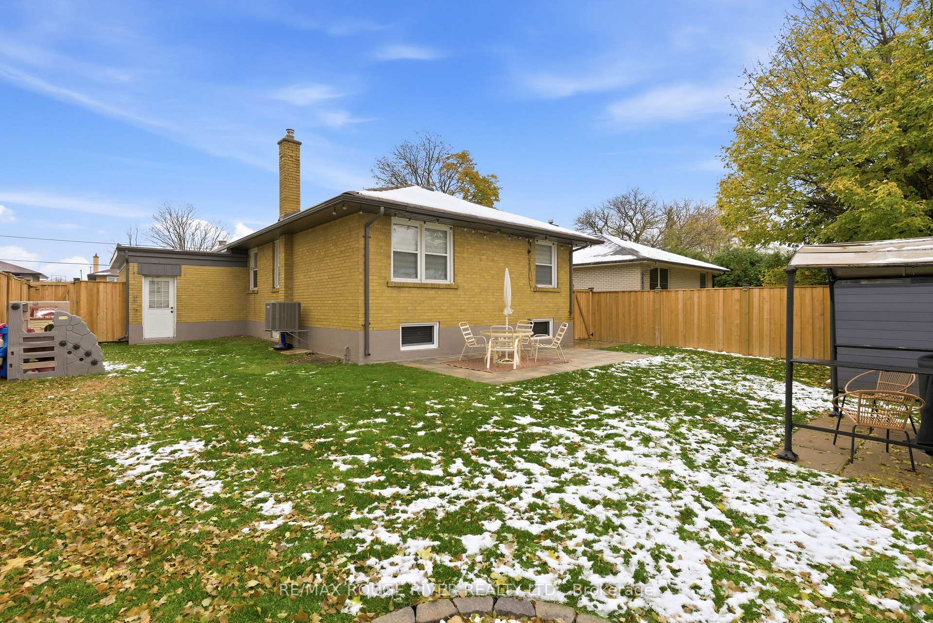 Photo 87 of 120 Bowman Avenue, Whitby, Blue Grass Meadows — HOMEH