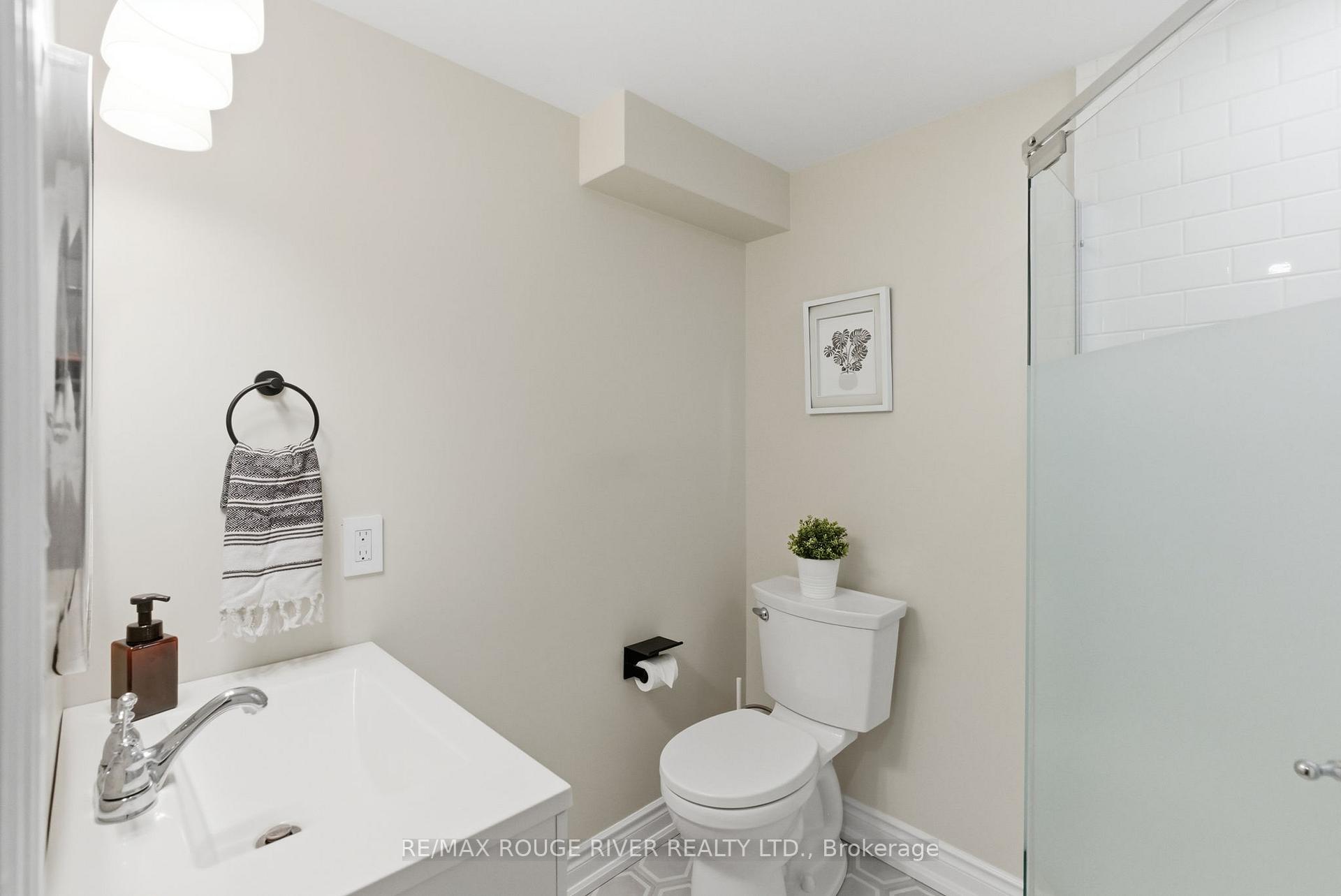 Photo 57 of 120 Bowman Avenue, Whitby, Blue Grass Meadows — HOMEH