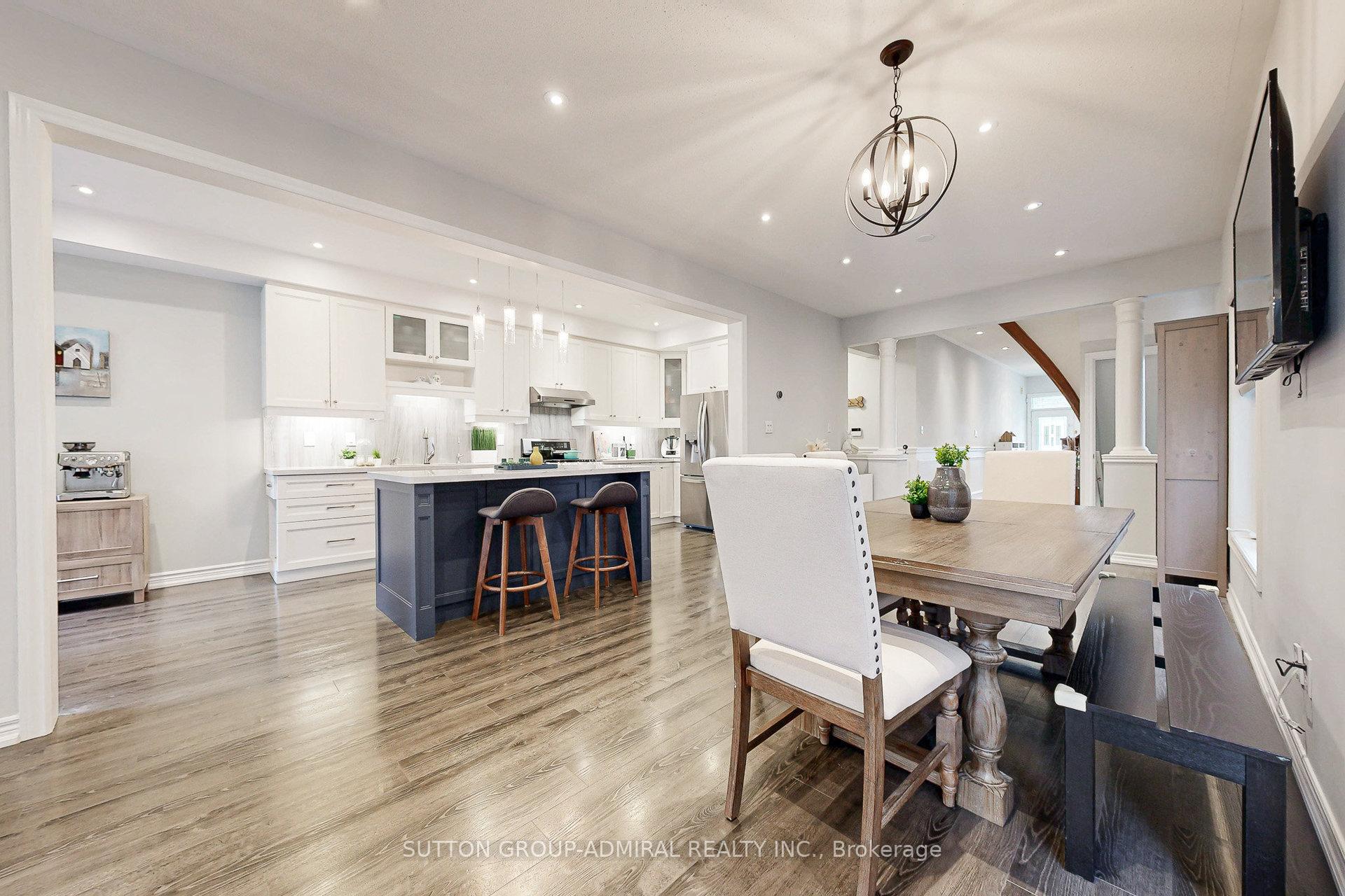 Photo 10 of 86 Autumn Hill Boulevard, Vaughan, Patterson — HOMEH