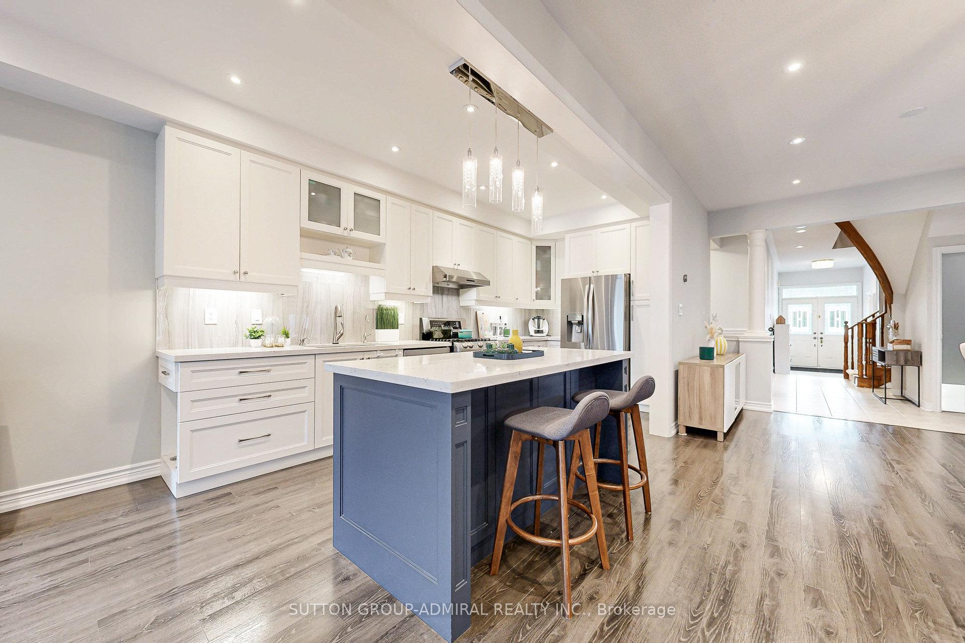 Photo 11 of 86 Autumn Hill Boulevard, Vaughan, Patterson — HOMEH