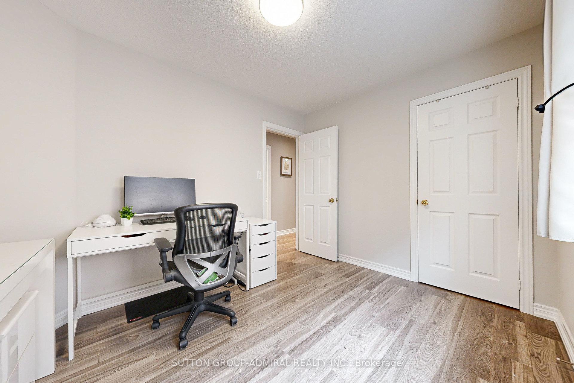 Photo 27 of 86 Autumn Hill Boulevard, Vaughan, Patterson — HOMEH