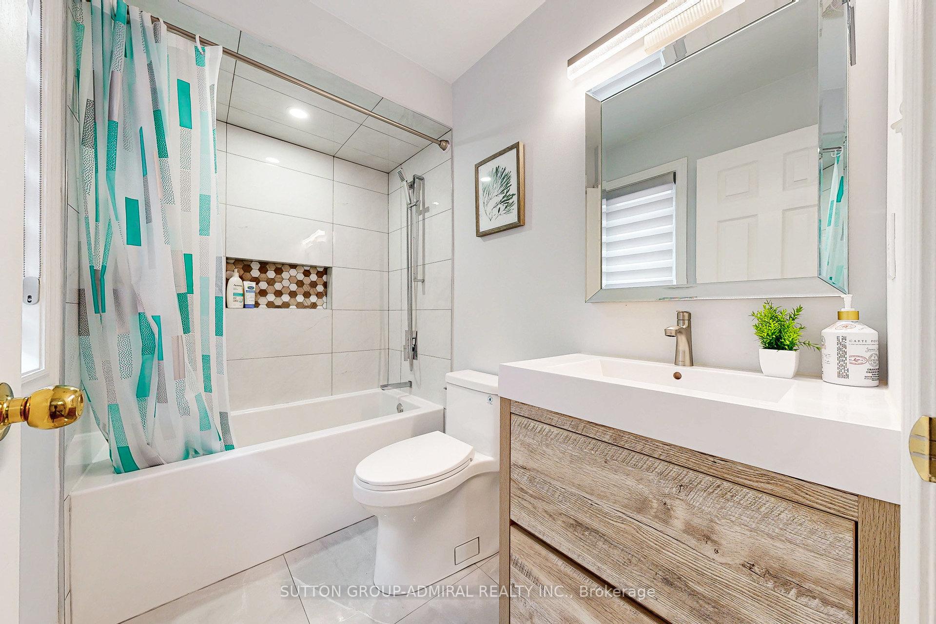 Photo 28 of 86 Autumn Hill Boulevard, Vaughan, Patterson — HOMEH