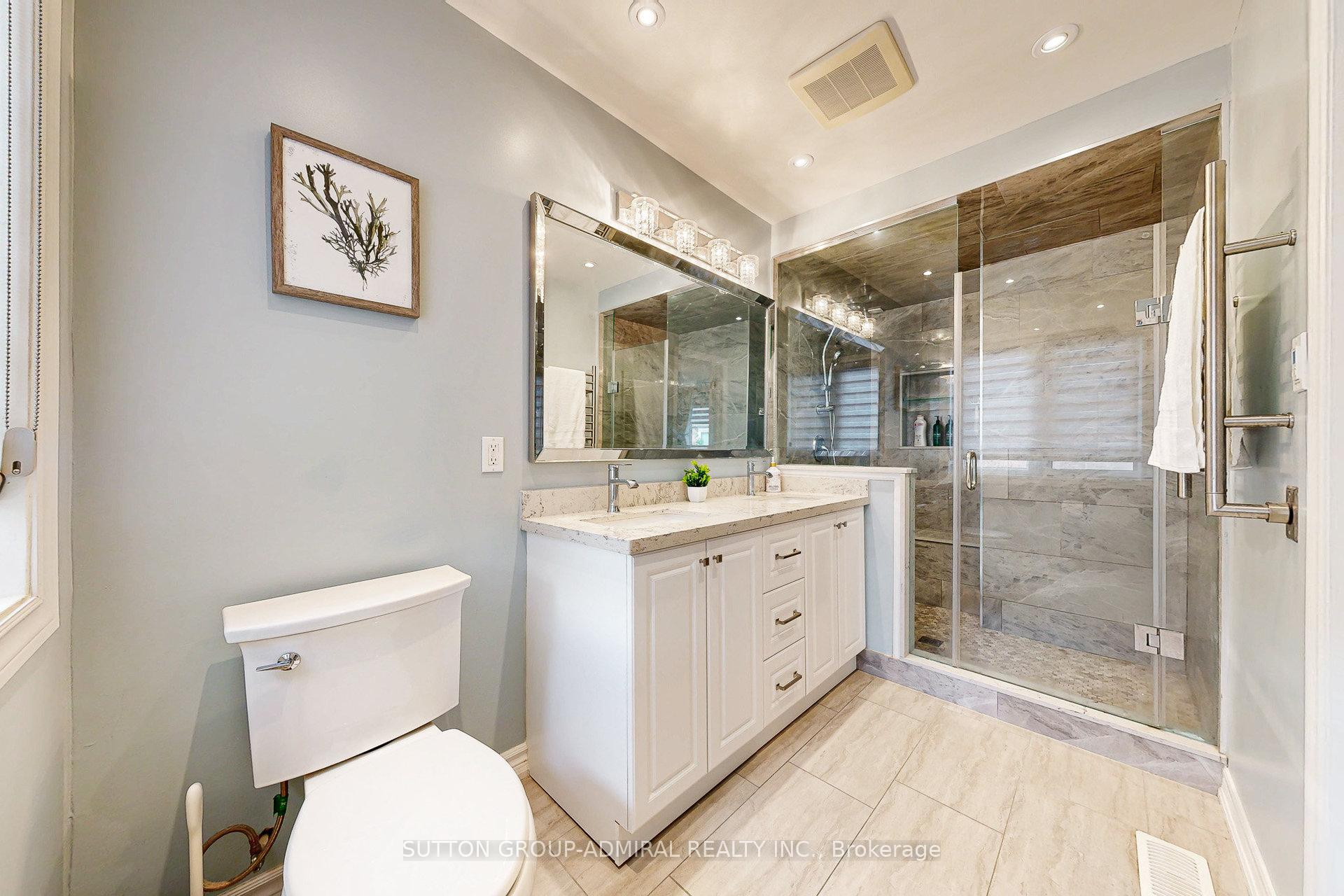 Photo 33 of 86 Autumn Hill Boulevard, Vaughan, Patterson — HOMEH