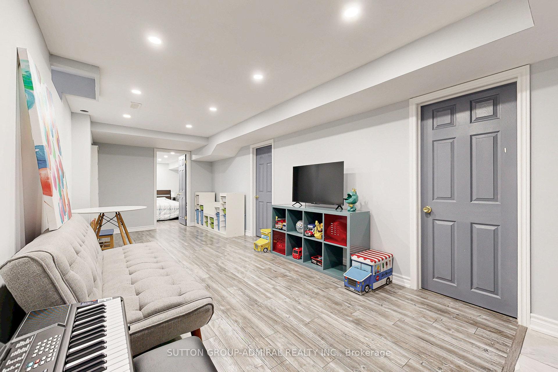 Photo 39 of 86 Autumn Hill Boulevard, Vaughan, Patterson — HOMEH