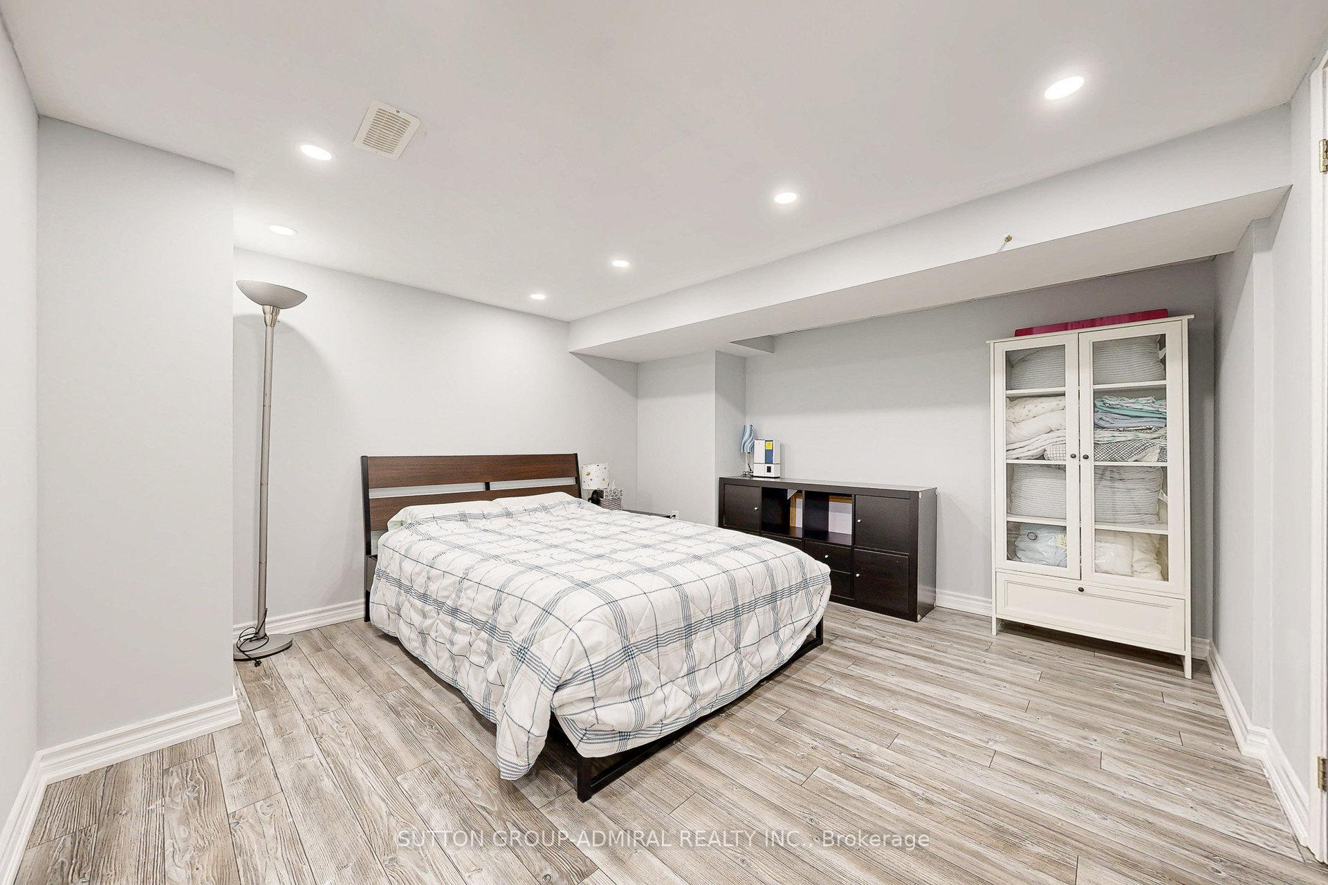 Photo 41 of 86 Autumn Hill Boulevard, Vaughan, Patterson — HOMEH