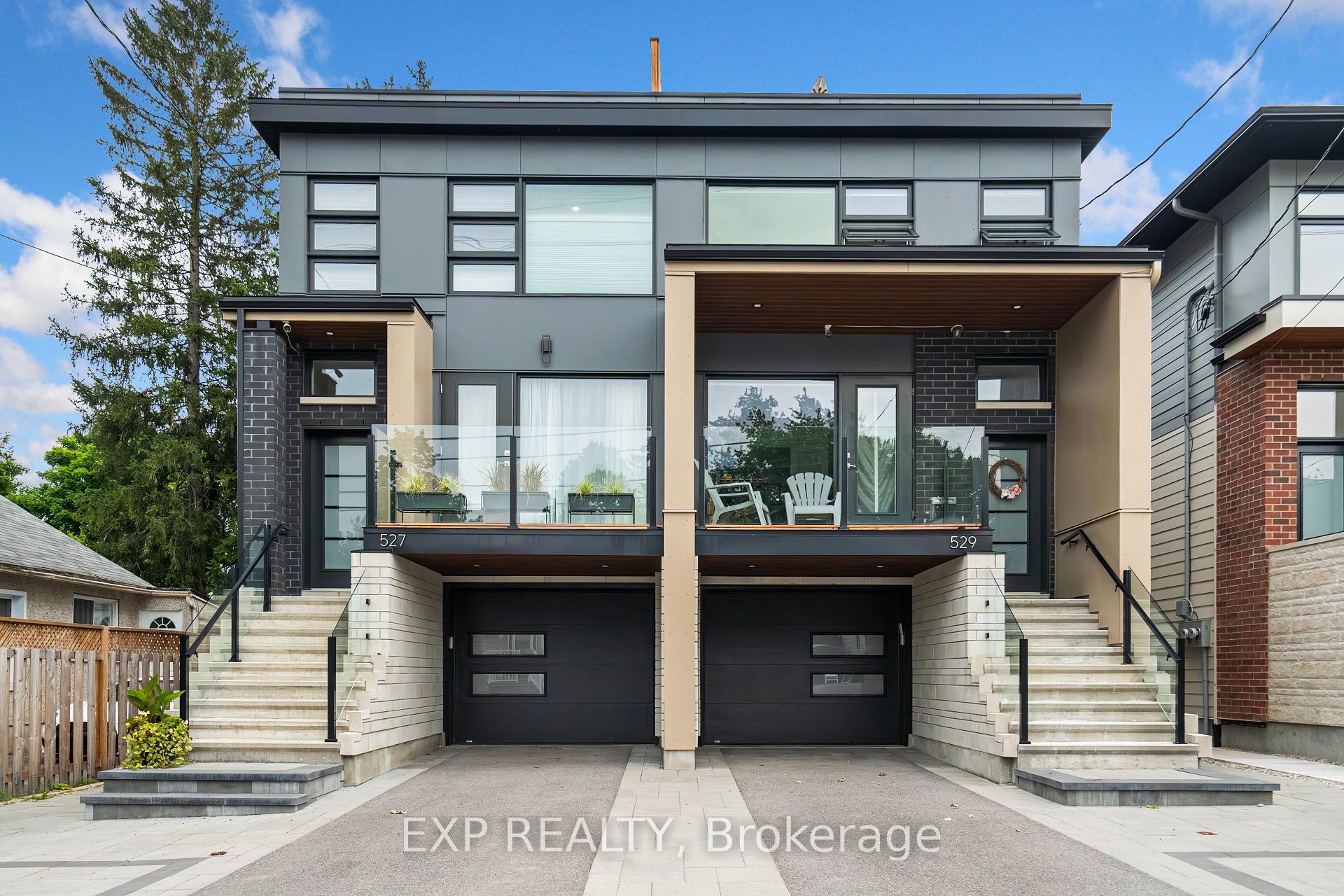 Front of Unit A, 527 Broadhead Avenue