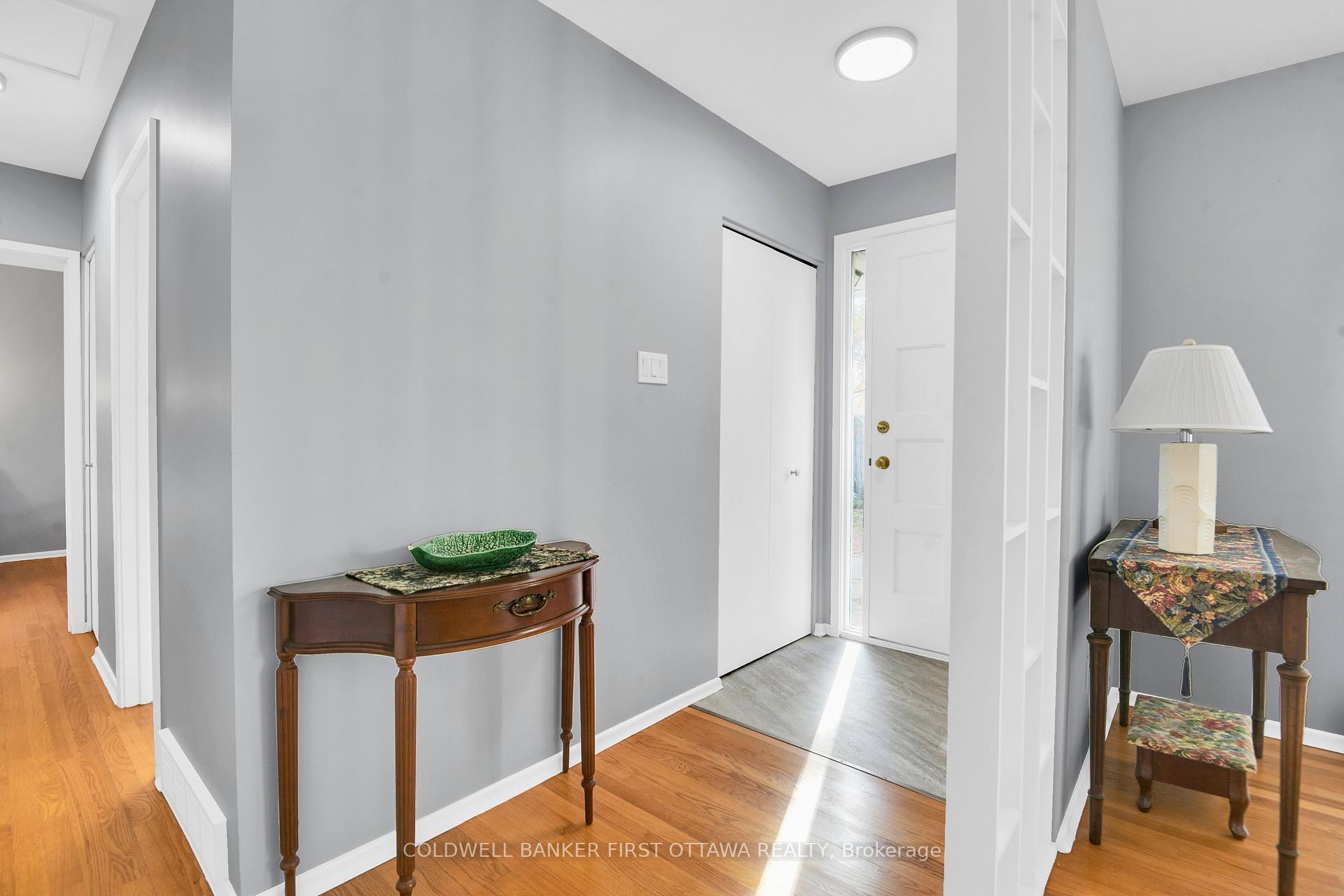 Photo 7 of 43 Harwick Crescent, Ottawa, Lynwood Village — HOMEH