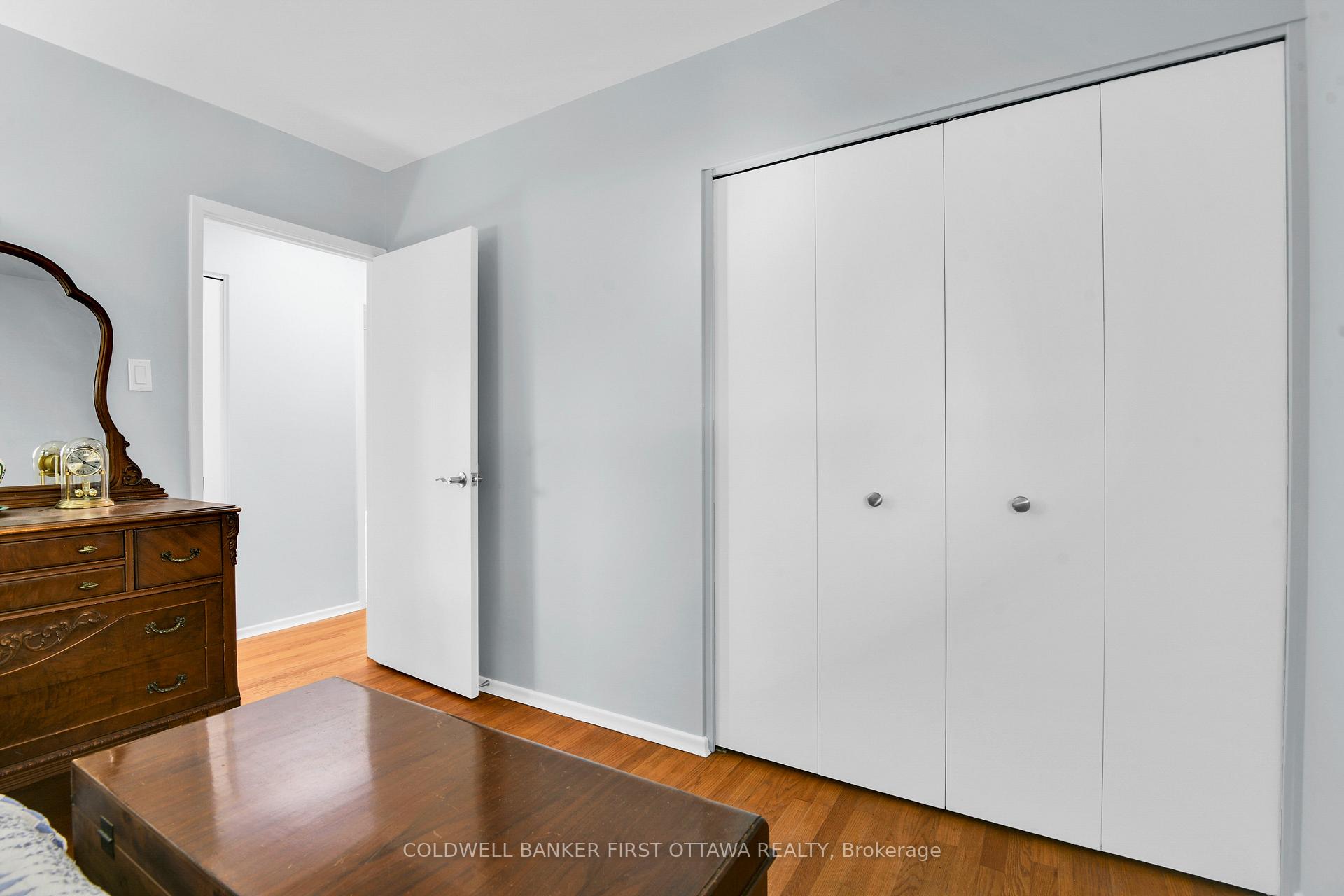 Photo 15 of 43 Harwick Crescent, Ottawa, Lynwood Village — HOMEH