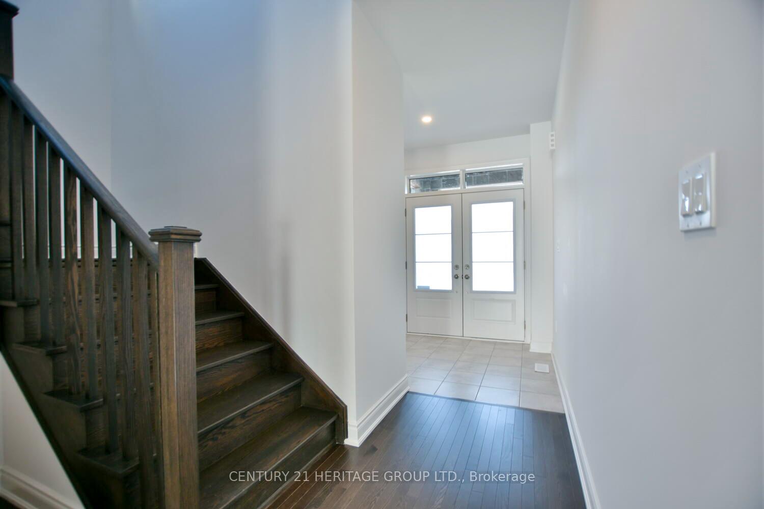 Photo 5 of 60 Amber Drive, Wasaga Beach — HOMEH