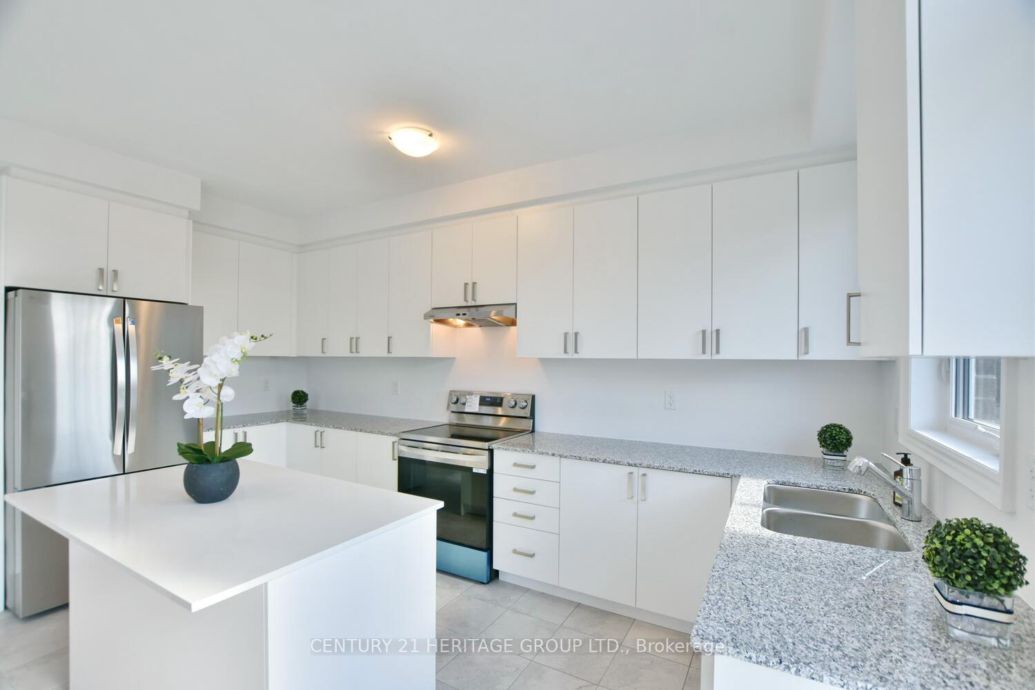 Photo 14 of 60 Amber Drive, Wasaga Beach — HOMEH