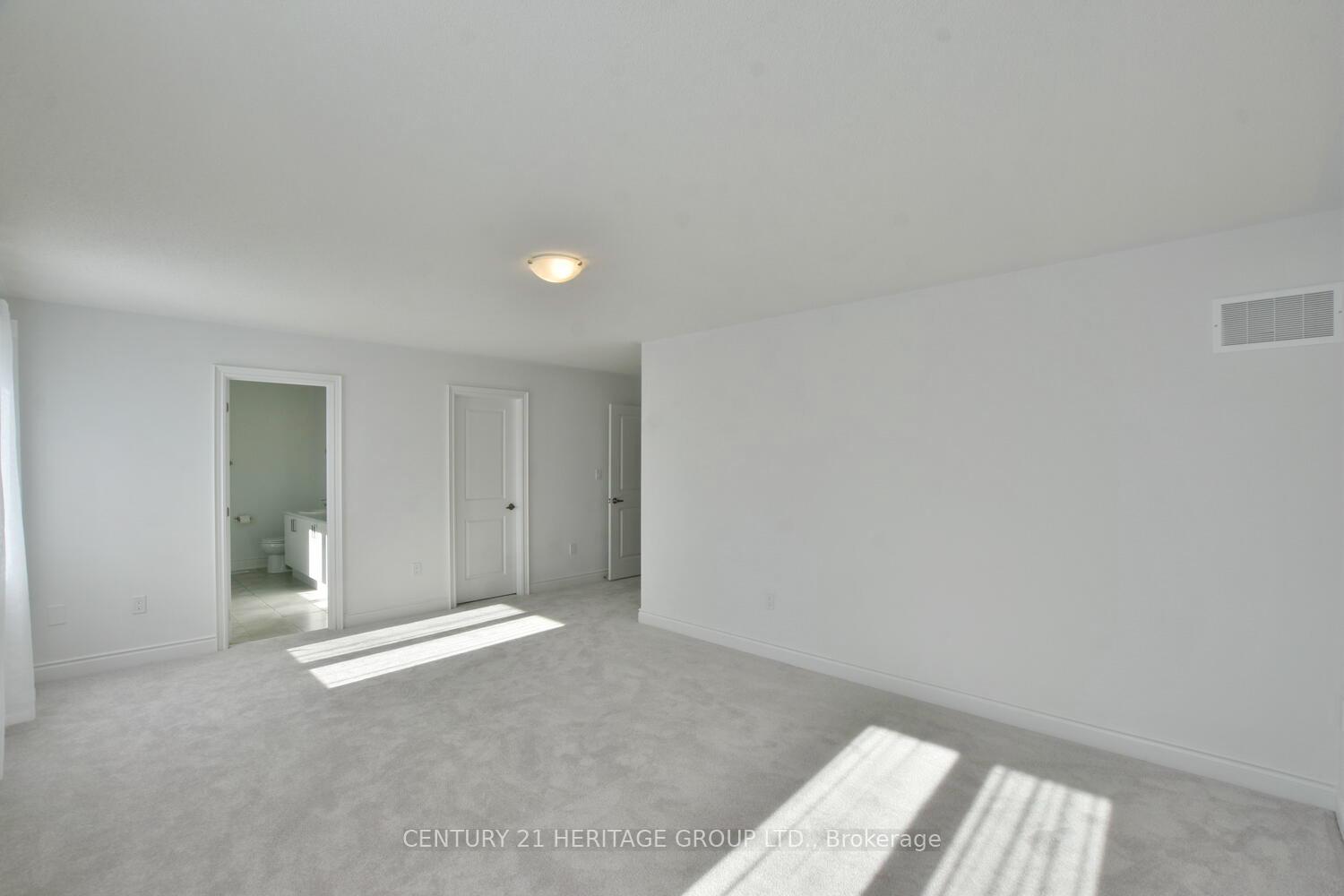 Photo 22 of 60 Amber Drive, Wasaga Beach — HOMEH