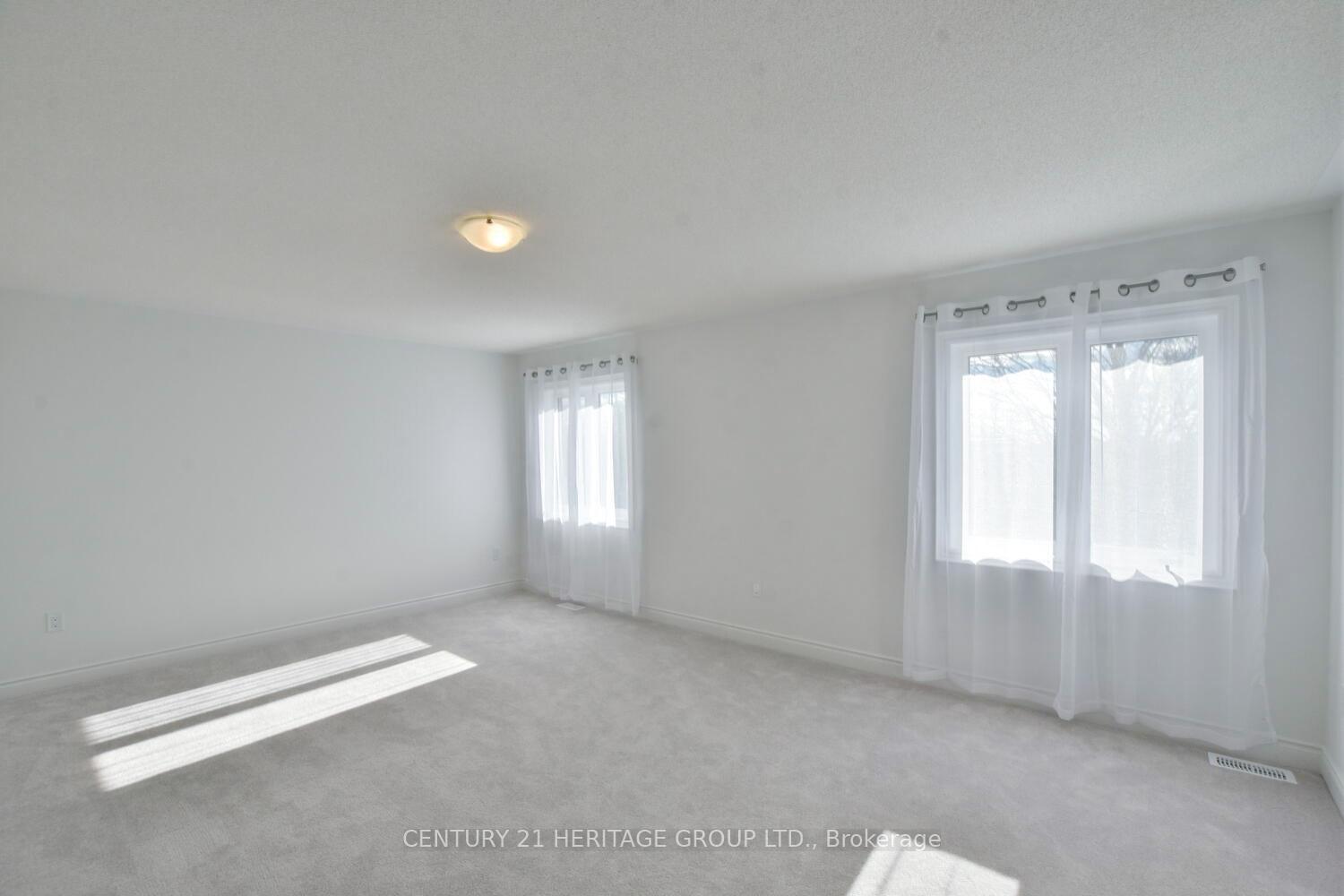 Photo 23 of 60 Amber Drive, Wasaga Beach — HOMEH