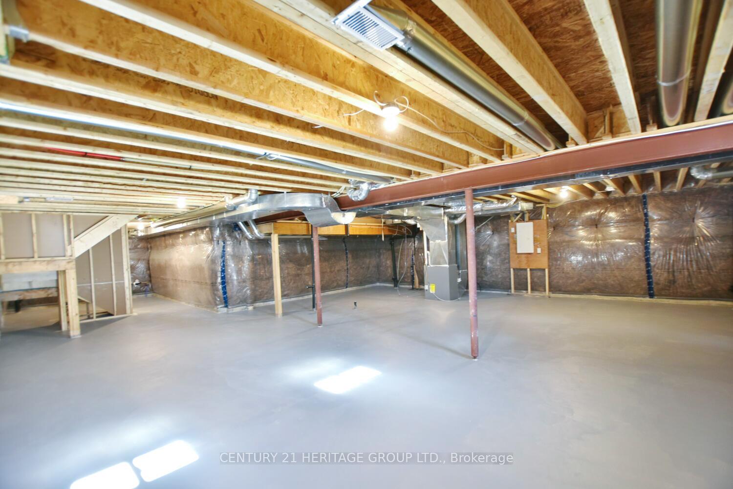 Photo 38 of 60 Amber Drive, Wasaga Beach — HOMEH