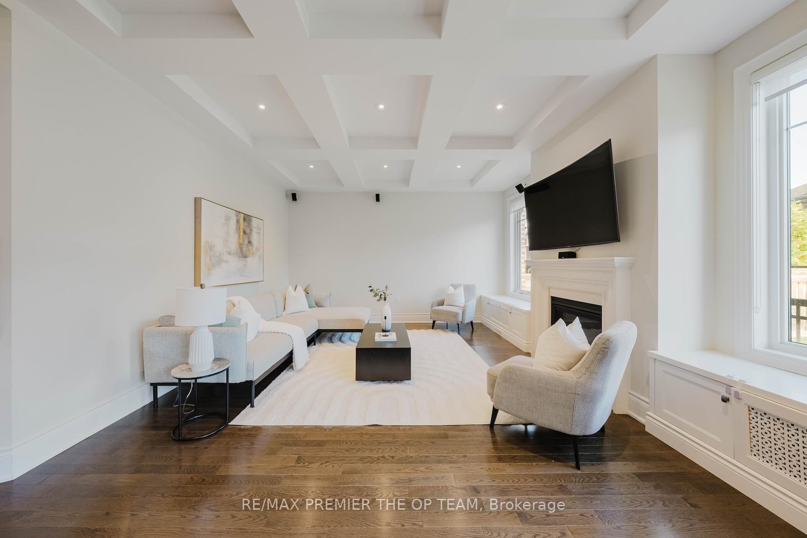 Photo 22 of 70 Torgan Trail, Vaughan, Kleinburg — HOMEH