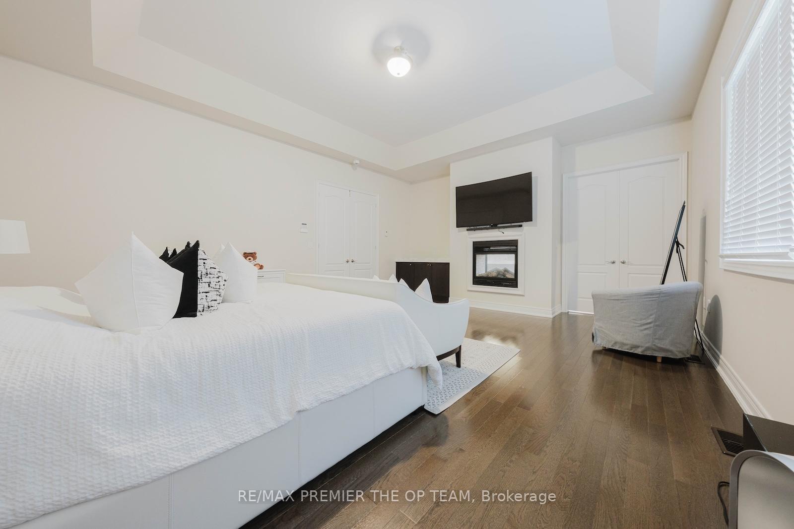 Photo 26 of 70 Torgan Trail, Vaughan, Kleinburg — HOMEH