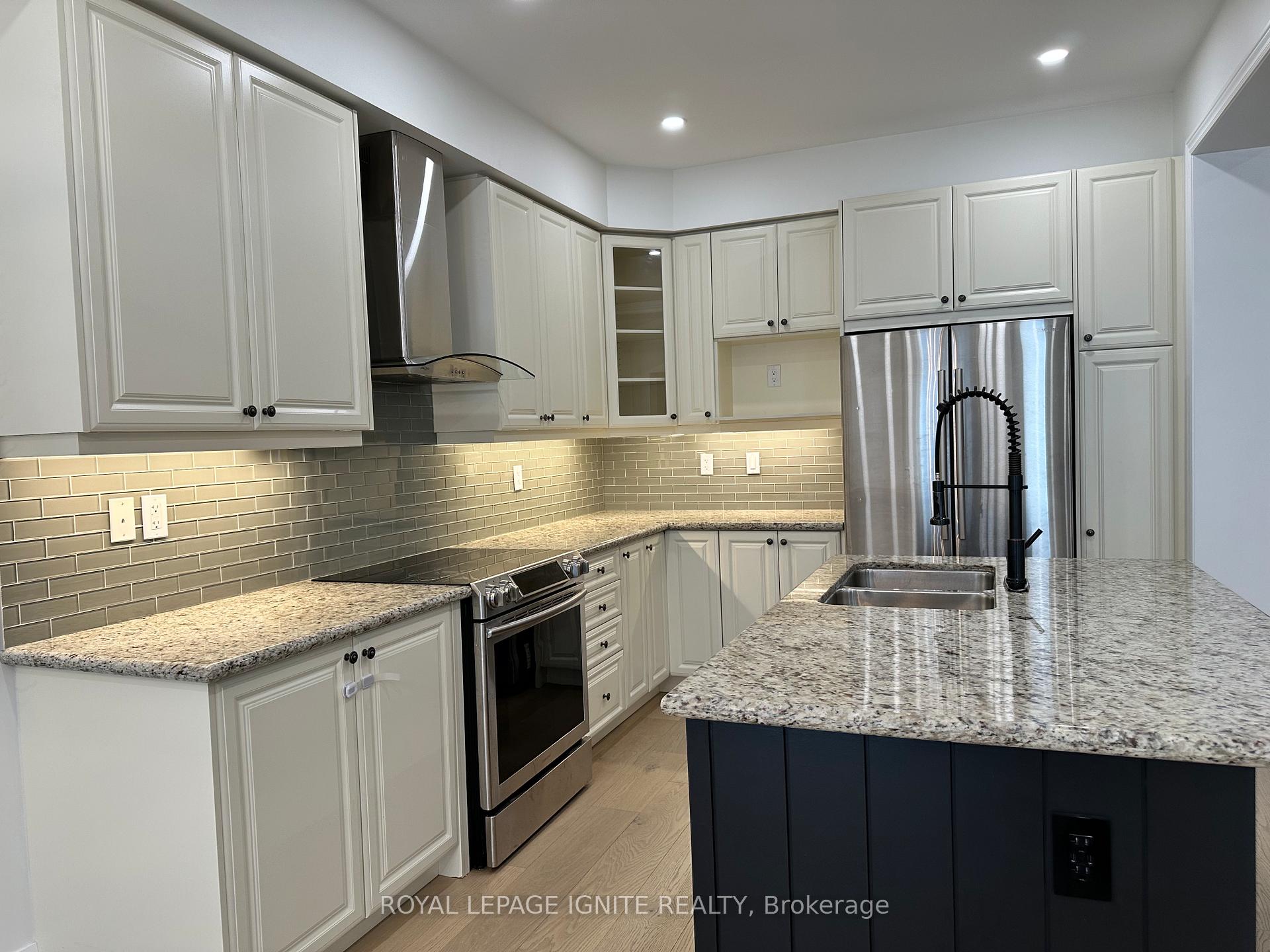 Photo 6 of 27 Oren Street, Vaughan, Kleinburg — HOMEH