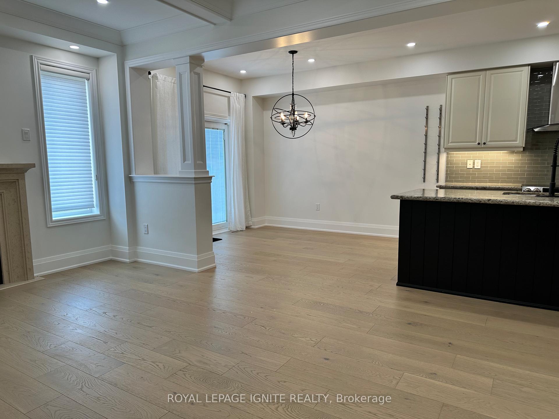 Photo 12 of 27 Oren Street, Vaughan, Kleinburg — HOMEH