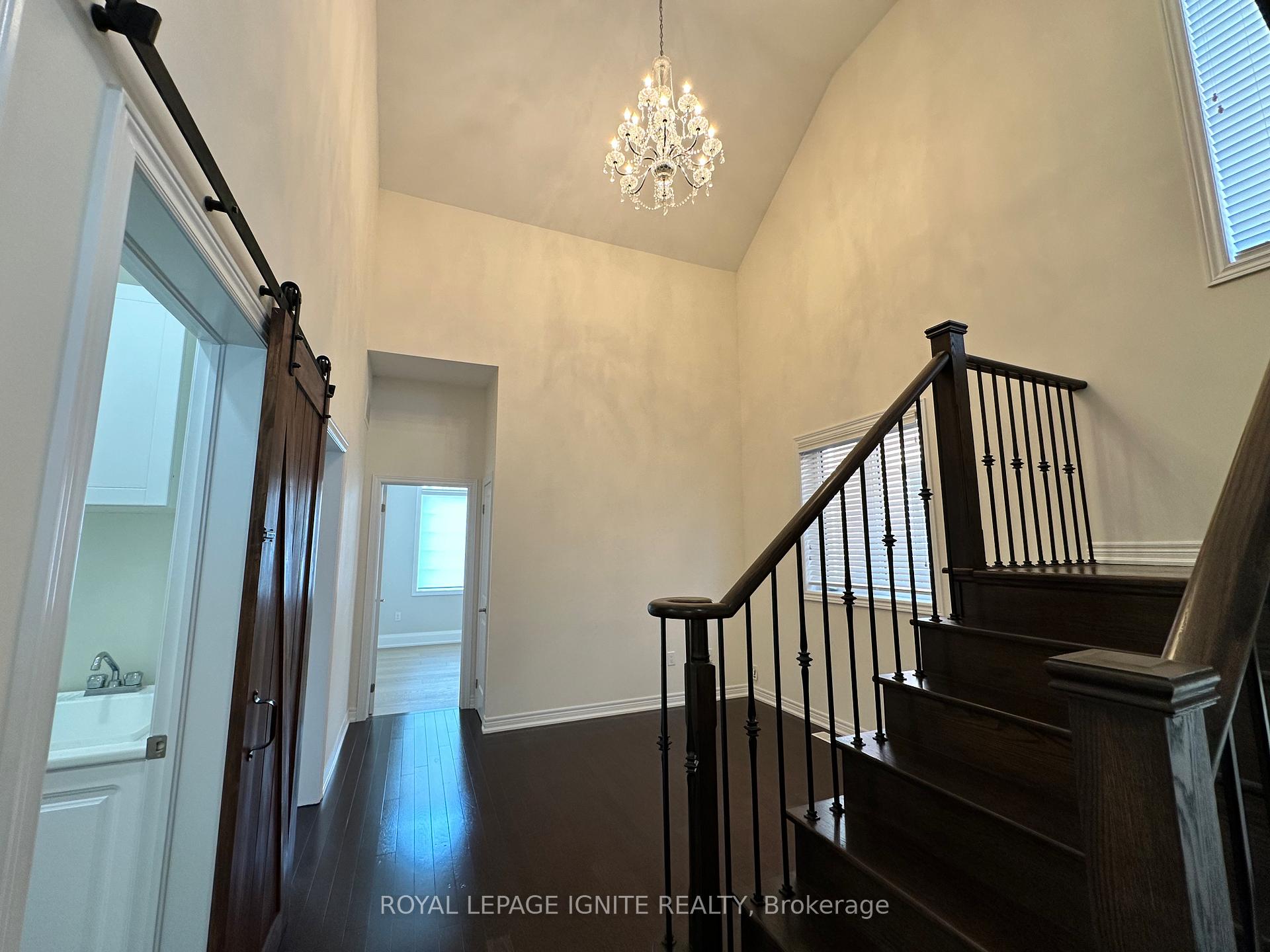 Photo 13 of 27 Oren Street, Vaughan, Kleinburg — HOMEH