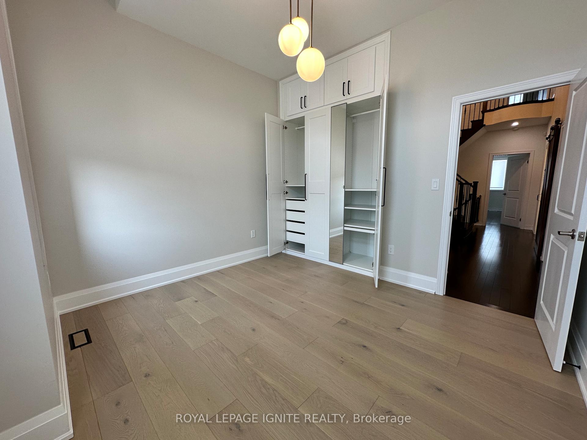 Photo 22 of 27 Oren Street, Vaughan, Kleinburg — HOMEH