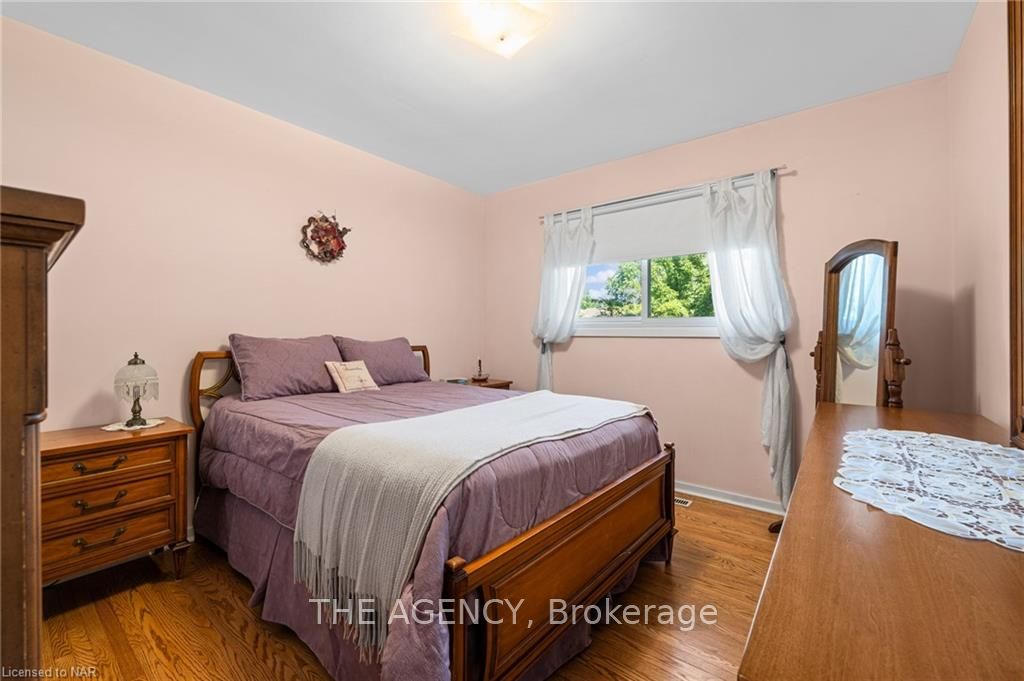 Photo 10 of 4 Tamarack Street, Welland, Prince Charles — HOMEH