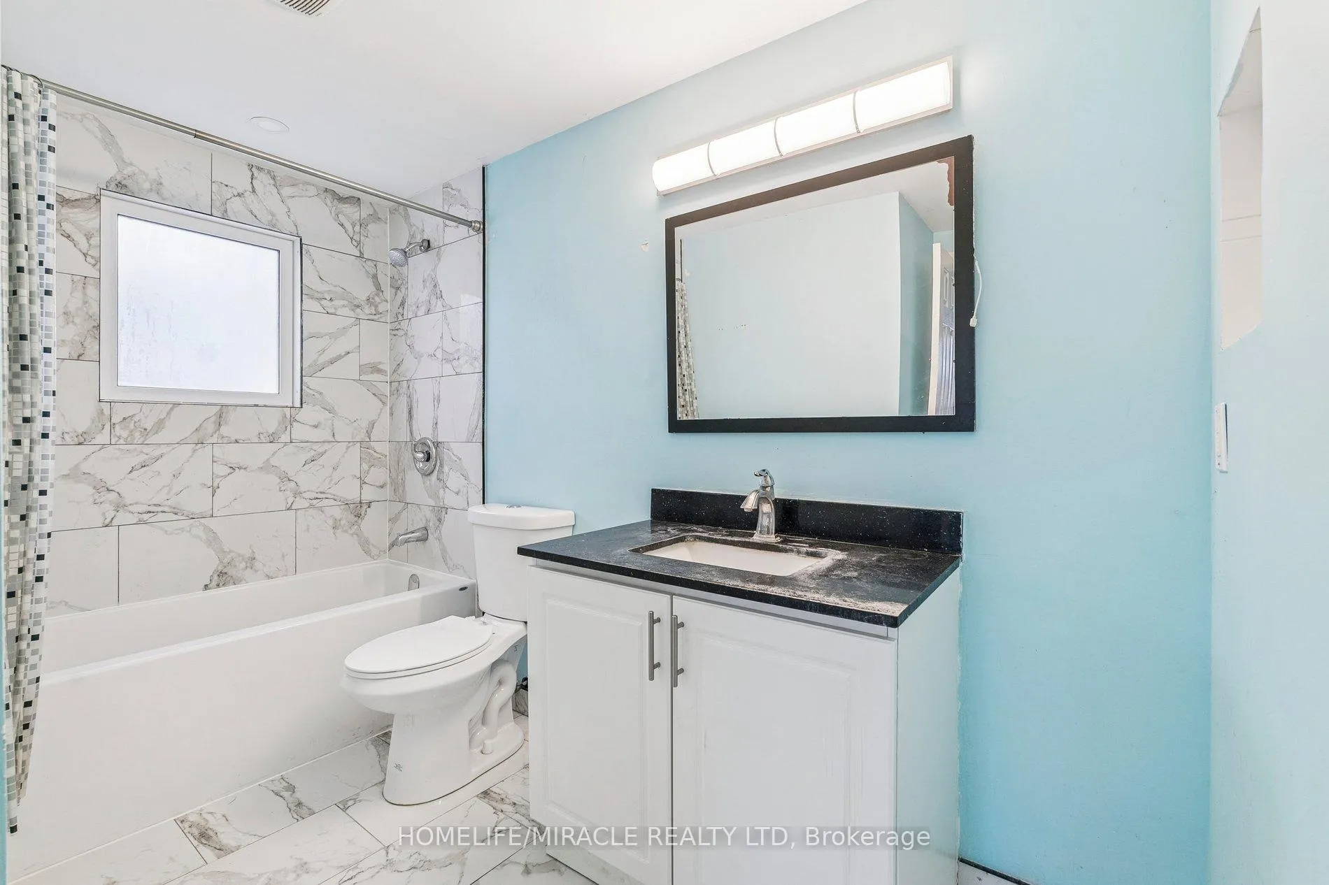 Photo 26 of 147 Hickling Trail, Barrie, Grove East — HOMEH