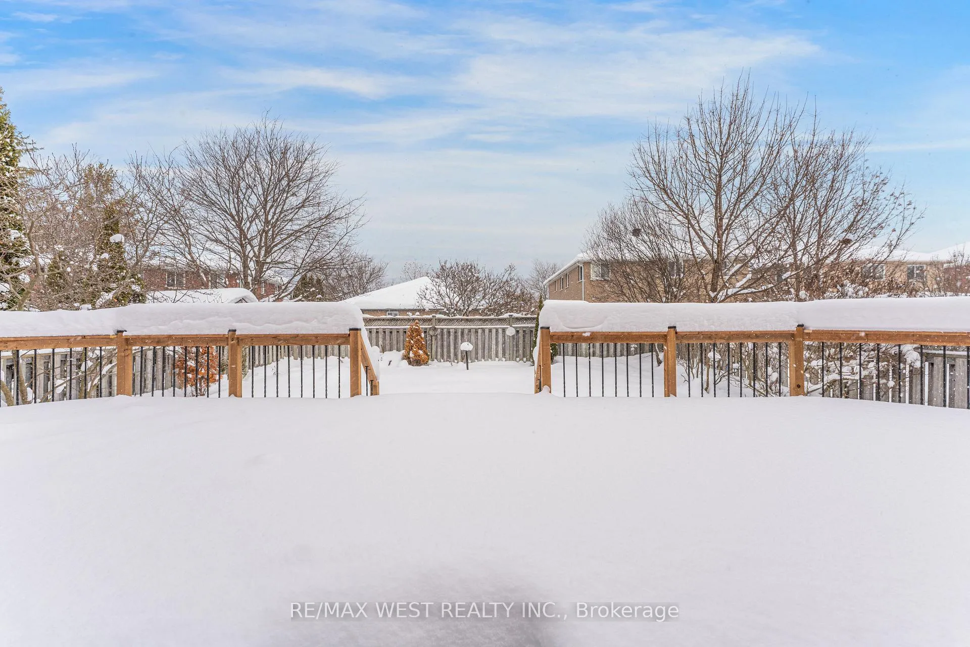 Photo 42 of 20 Felt Crescent, Barrie, Bayshore — HOMEH