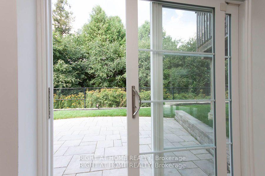 Photo 4 of Unit Lower Level, 36 Big Rock Drive, Vaughan, Patterson — HOMEH