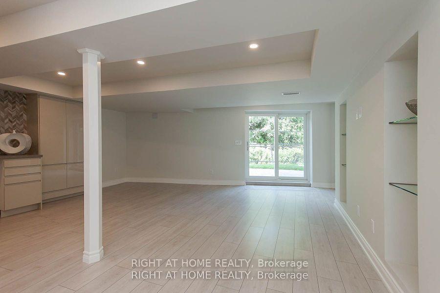 Photo 6 of Unit Lower Level, 36 Big Rock Drive, Vaughan, Patterson — HOMEH