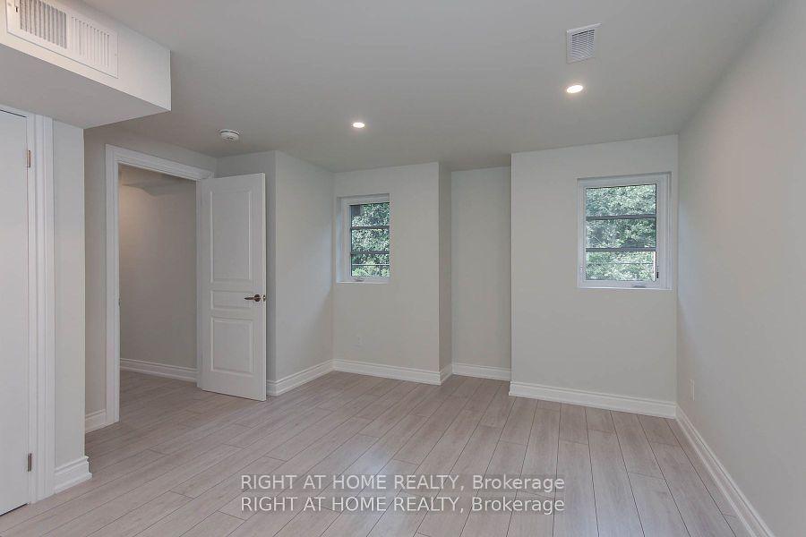 Photo 12 of Unit Lower Level, 36 Big Rock Drive, Vaughan, Patterson — HOMEH