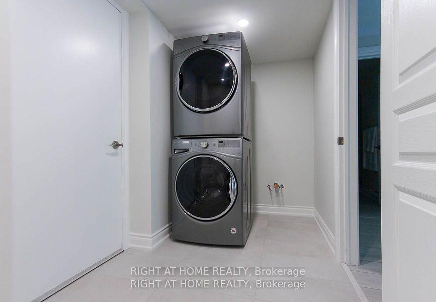 Photo 16 of Unit Lower Level, 36 Big Rock Drive, Vaughan, Patterson — HOMEH