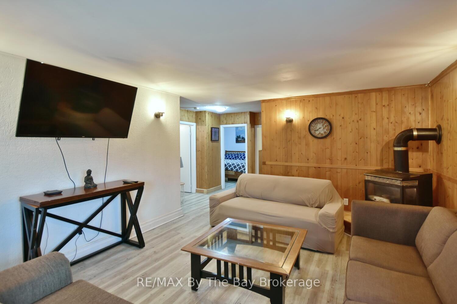 Photo 12 of 678 River Road W, Wasaga Beach — HOMEH