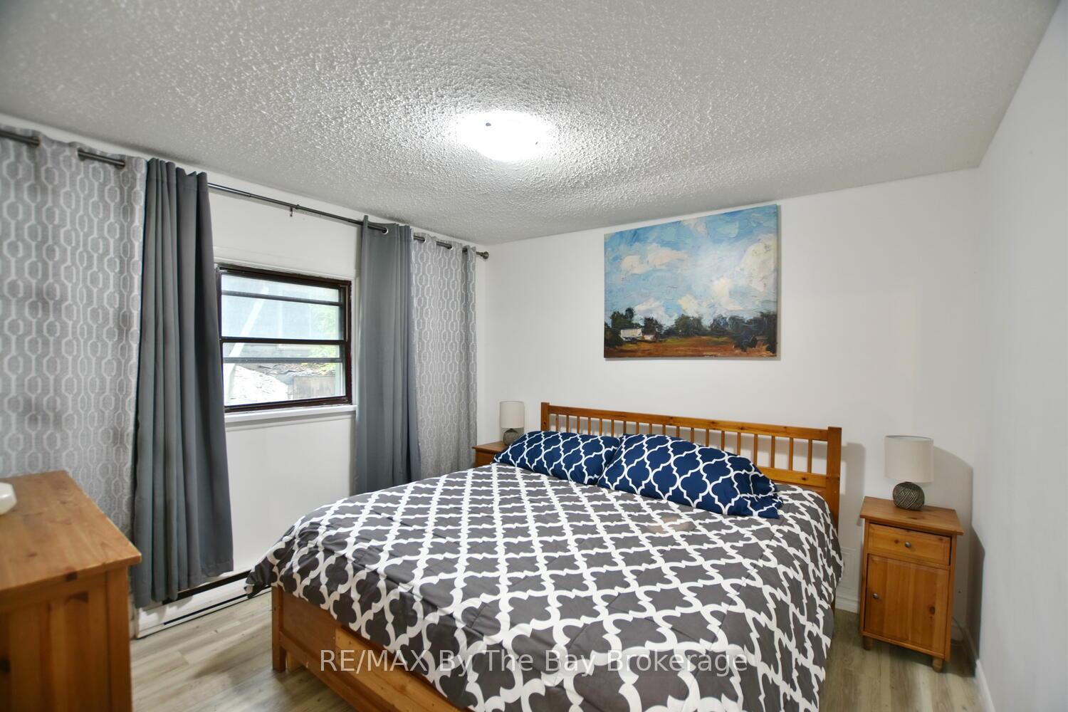 Photo 14 of 678 River Road W, Wasaga Beach — HOMEH