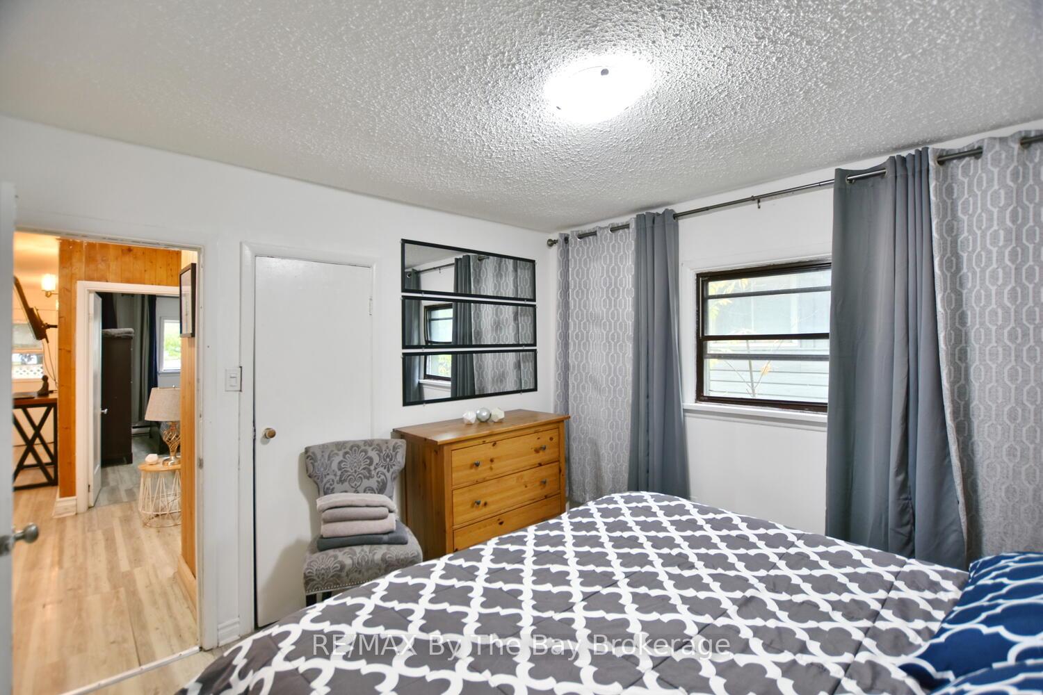 Photo 15 of 678 River Road W, Wasaga Beach — HOMEH