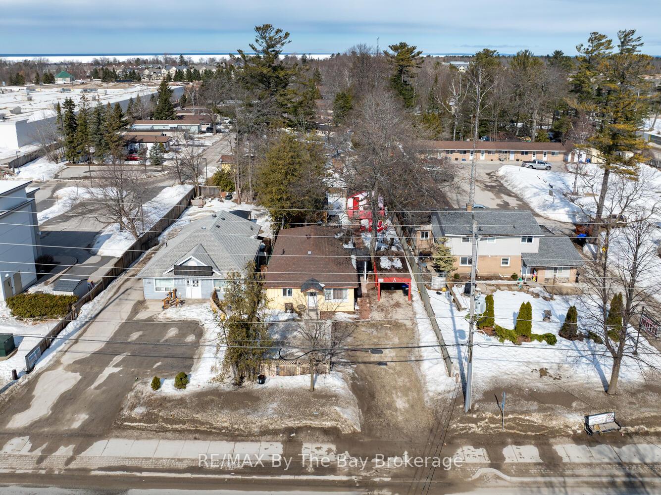 Photo 22 of 678 River Road W, Wasaga Beach — HOMEH